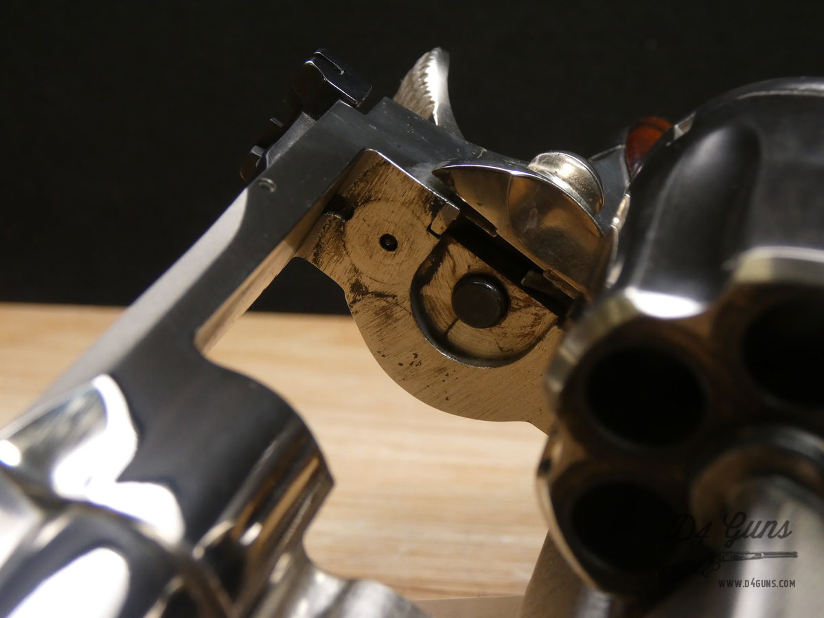 Colt python 357 mag mfg 1974 nickel vent rib colt snake gun