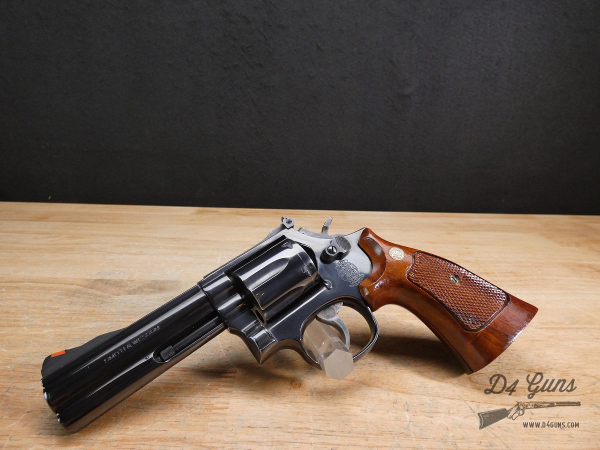 Smith and Wesson 586-3 - .357 Magnum - Wood Grips - Pre- Lock - 4IN BBL - C-img-1