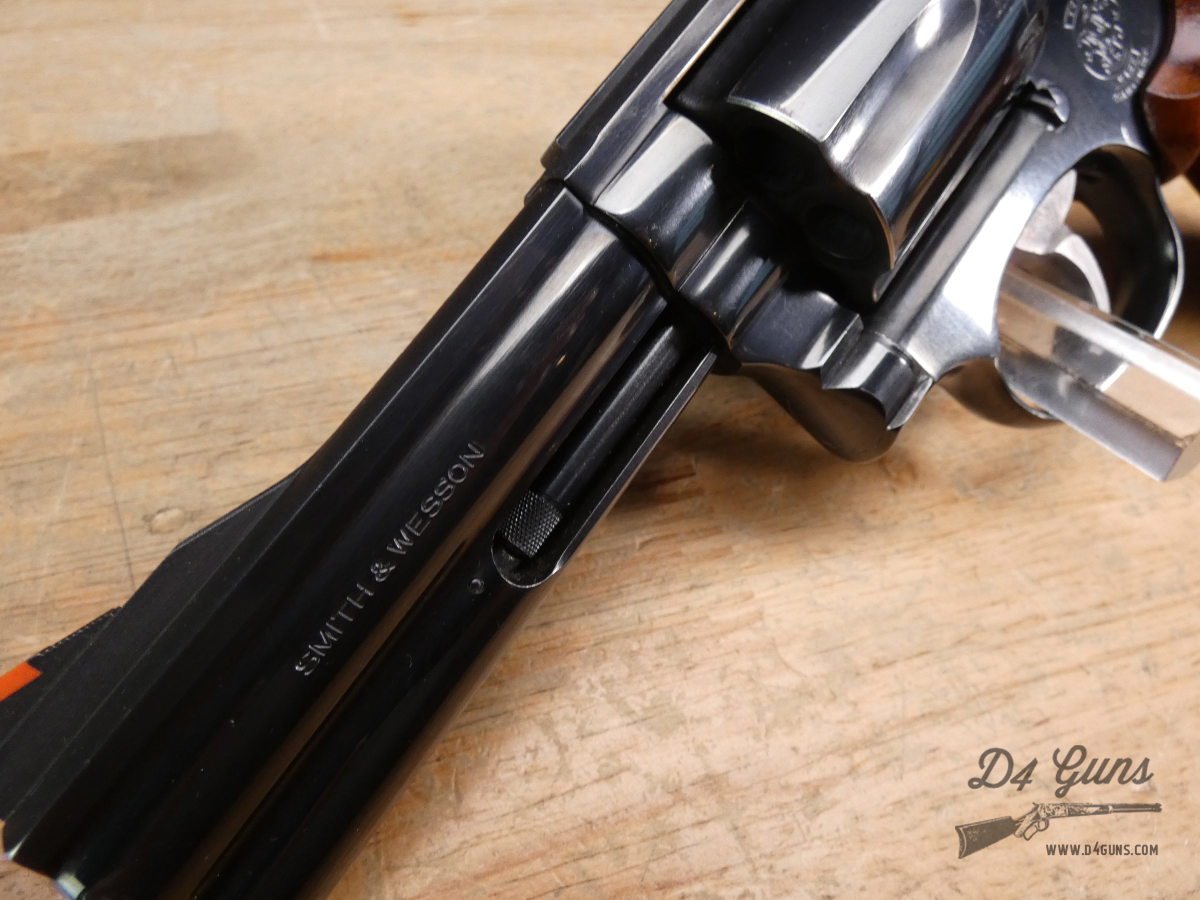 Smith and Wesson 586-3 - .357 Magnum - Wood Grips - Pre- Lock - 4IN BBL - C-img-3