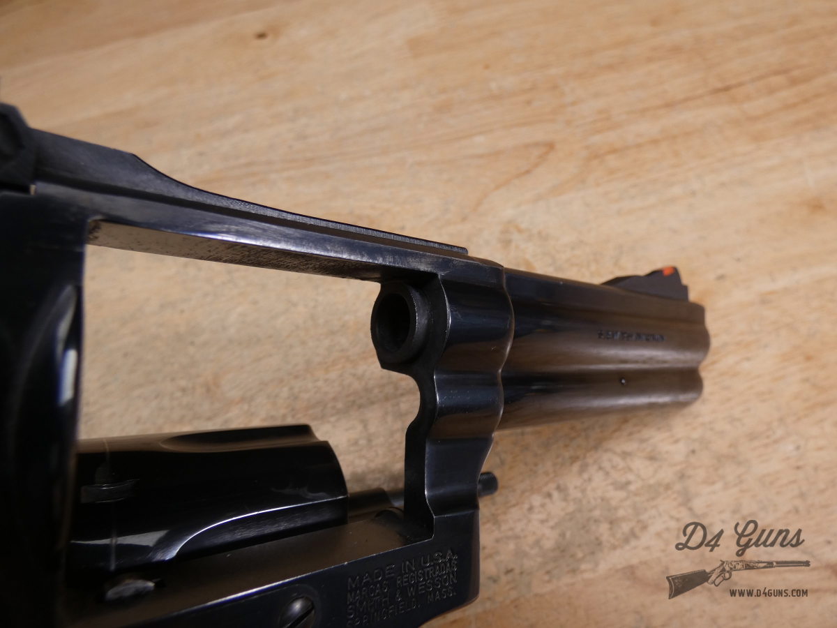 Smith and Wesson 586-3 - .357 Magnum - Wood Grips - Pre- Lock - 4IN BBL - C-img-27