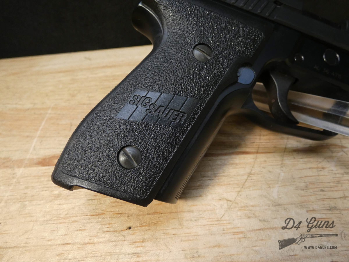 Sig Sauer P229 - .40 S&W - w/ OG Case + 2 Mags & MORE - Sigarms-img-10