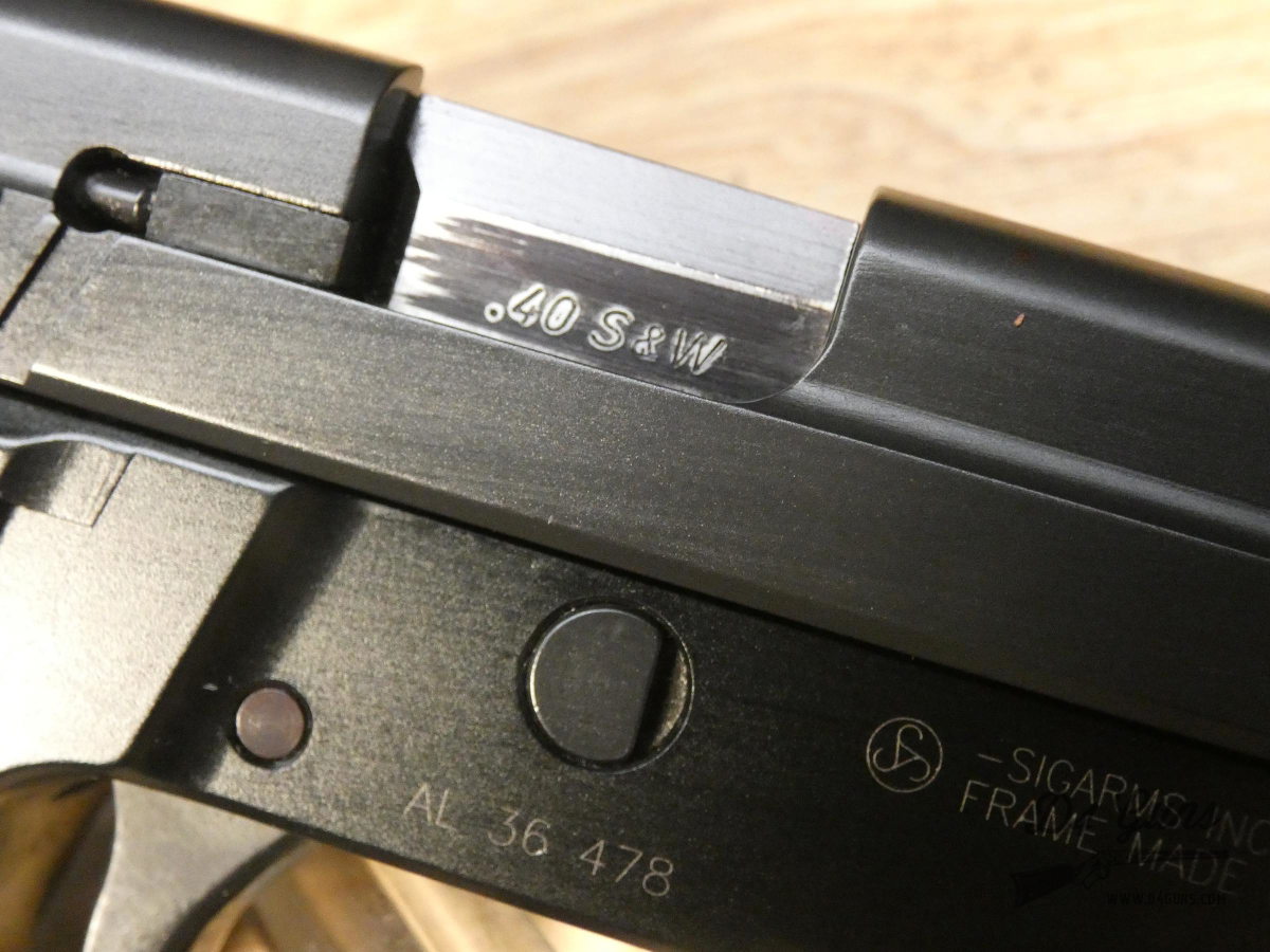 Sig Sauer P229 - .40 S&W - w/ OG Case + 2 Mags & MORE - Sigarms-img-23