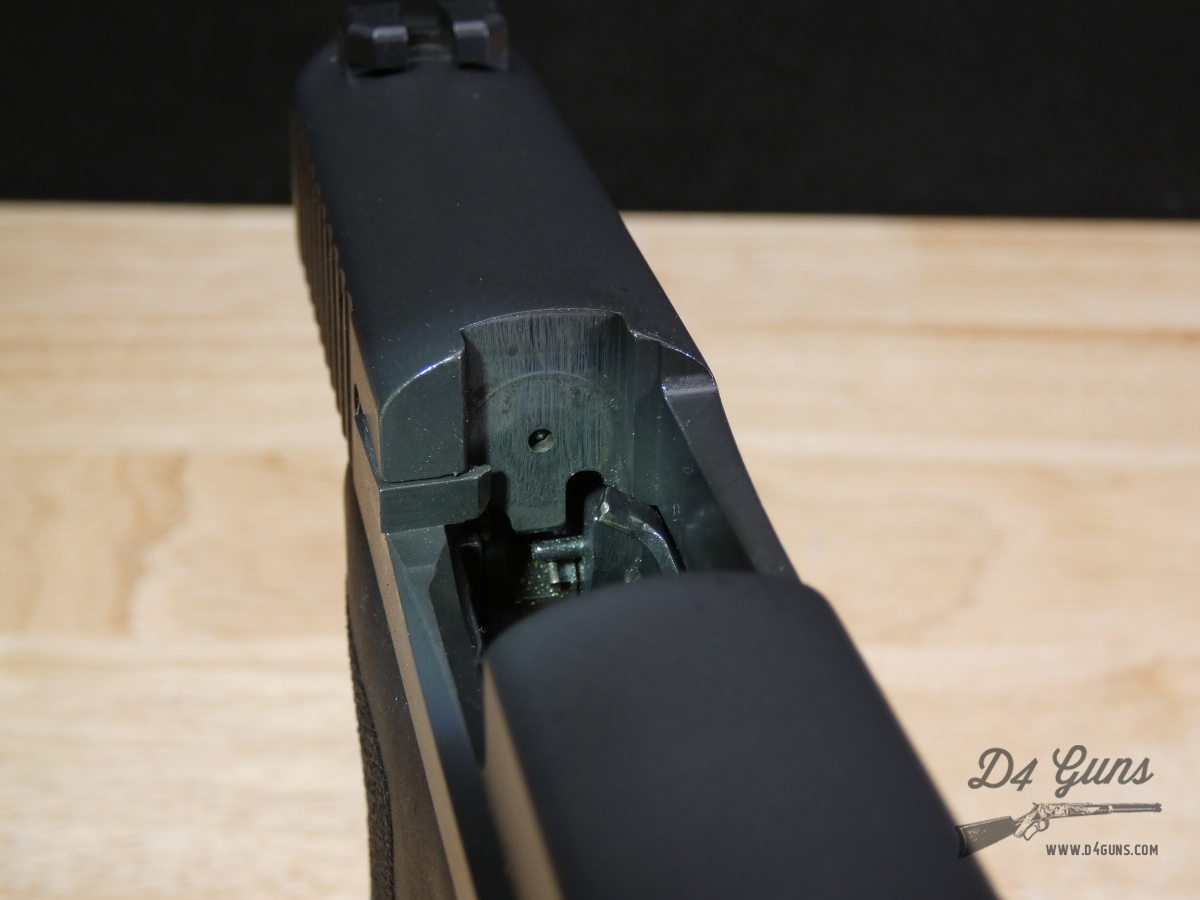 Sig Sauer P220 - .45 ACP - P220R - SRT - OG Case & 2 Mags - MFG 2015 - C-img-19