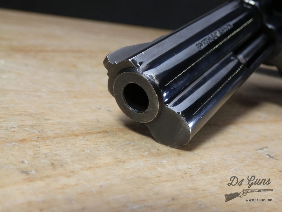 CLEAN Smith & Wesson Model 581 - .357 Magnum - MFG 1985 - S&W M581-img-2