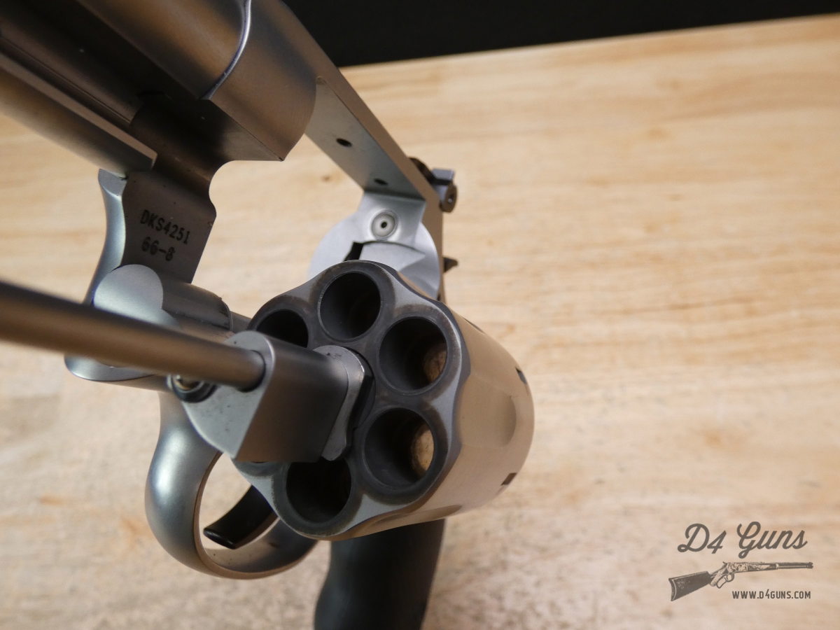 Smith & Wesson Model 66-8 - .357 Mag - S&W 66 - Stainless - M66-img-35