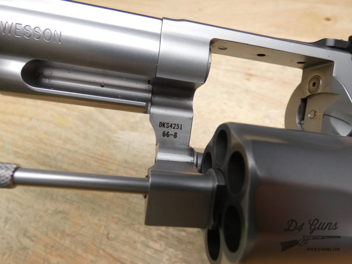 Smith & Wesson Model 66-8 - .357 Mag - S&W 66 - Stainless - M66-img-36