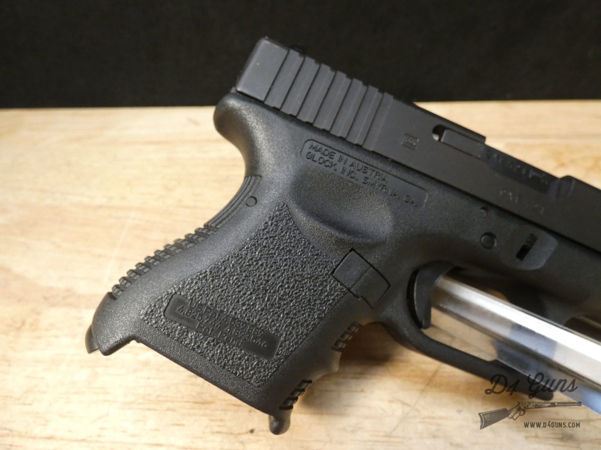 Glock 27 Gen 3 - .40 S&W - G27 - Tupperware Case + 2 Mags - Sub Compact-img-9