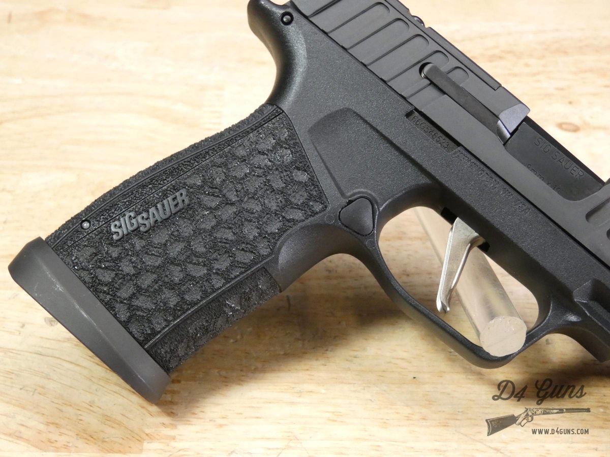 Sig Sauer P365 Fuse - 9mm - XLNT Optic Ready 365 w/ Case-img-11