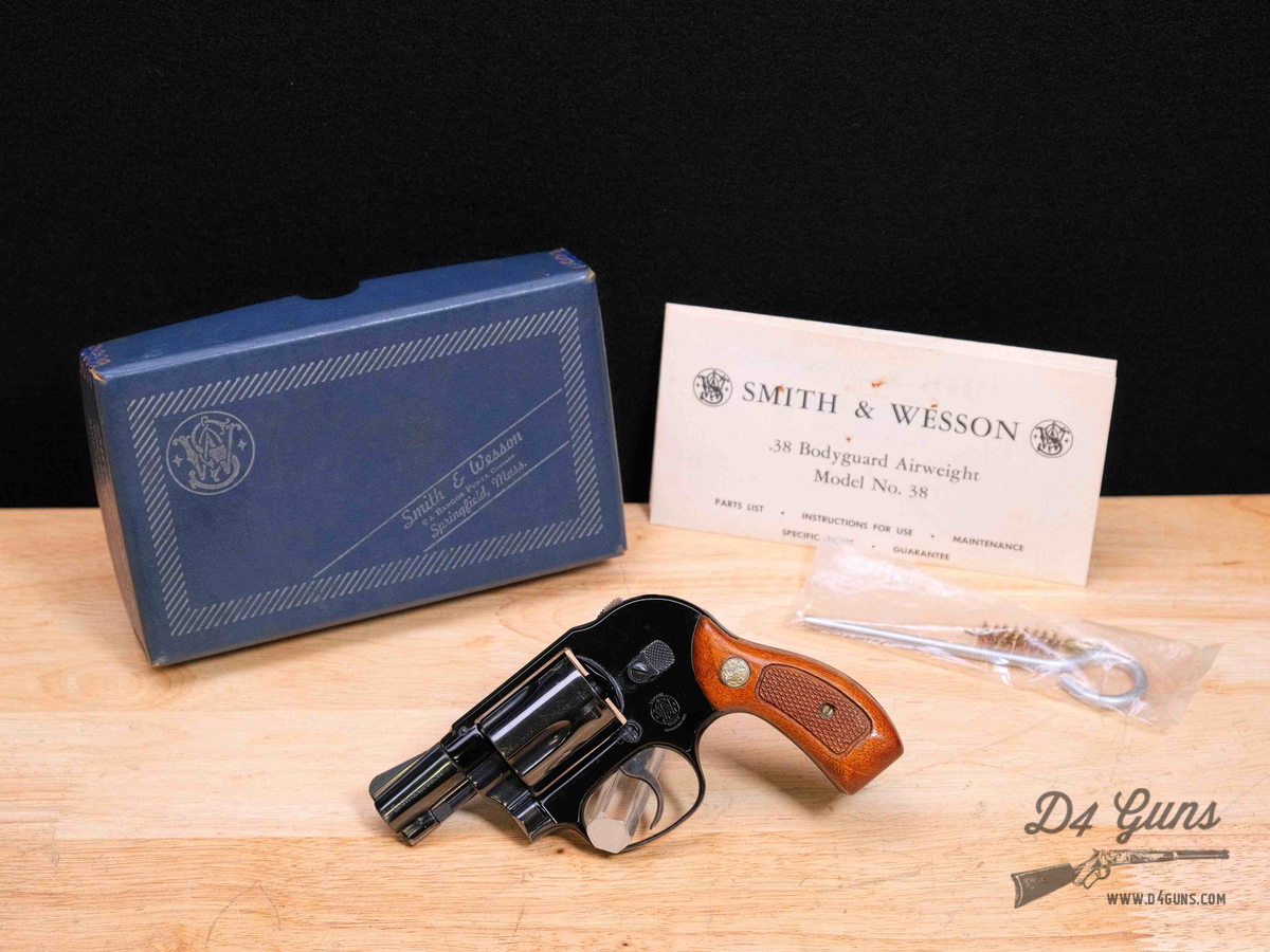 Smith & Wesson Model 38 Airweight - .38 SPL - S&W 5-Shot - Conceal Carry -C-img-1