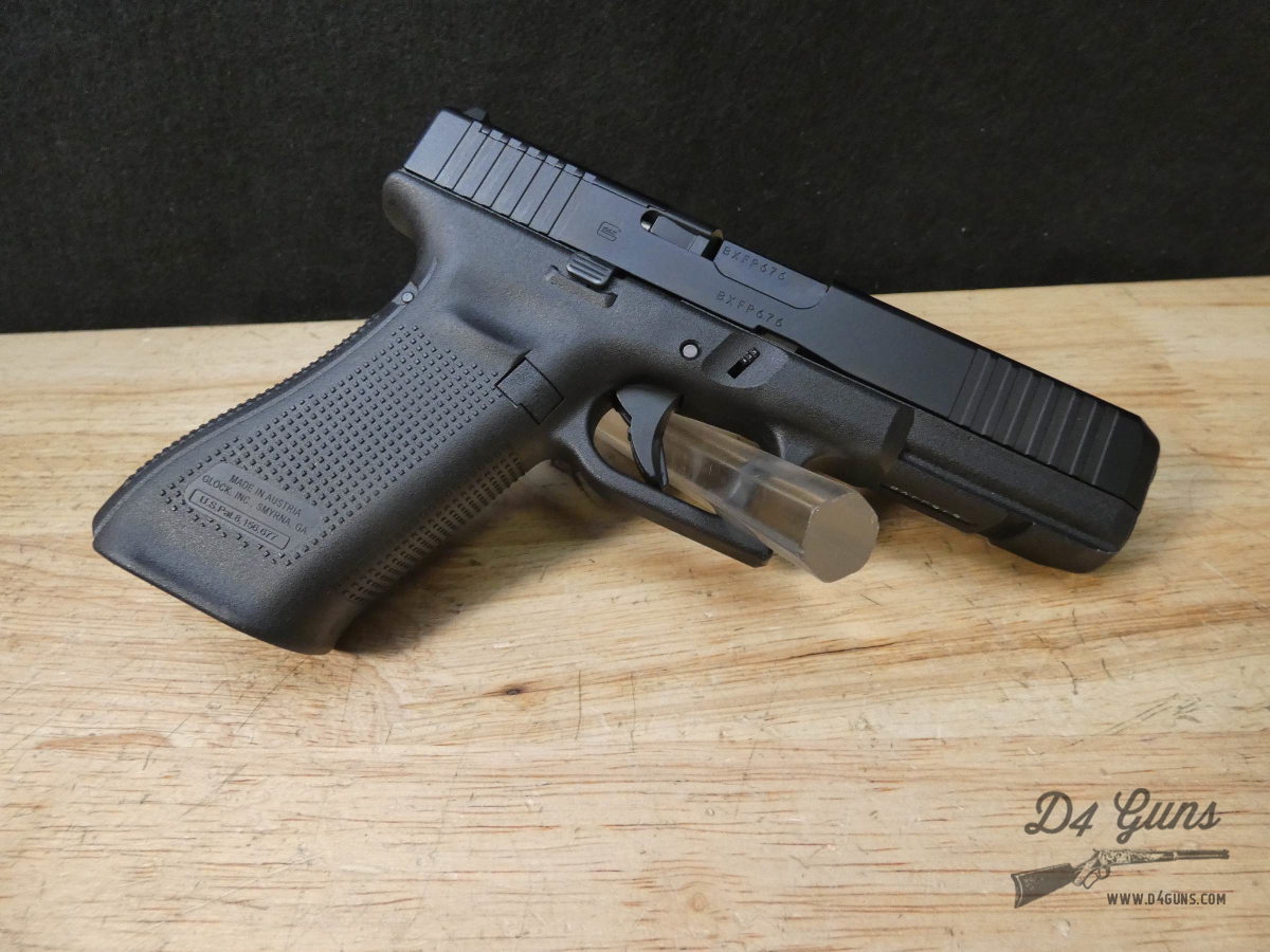 Glock 17 Gen 5 MOS - 9mm - Optic Ready G17 - XLNT w/ OG Case + Mags-img-3