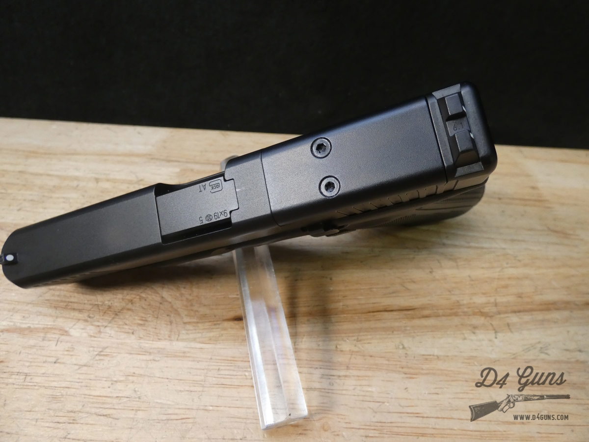 Glock 17 Gen 5 MOS - 9mm - Optic Ready G17 - XLNT w/ OG Case + Mags-img-8