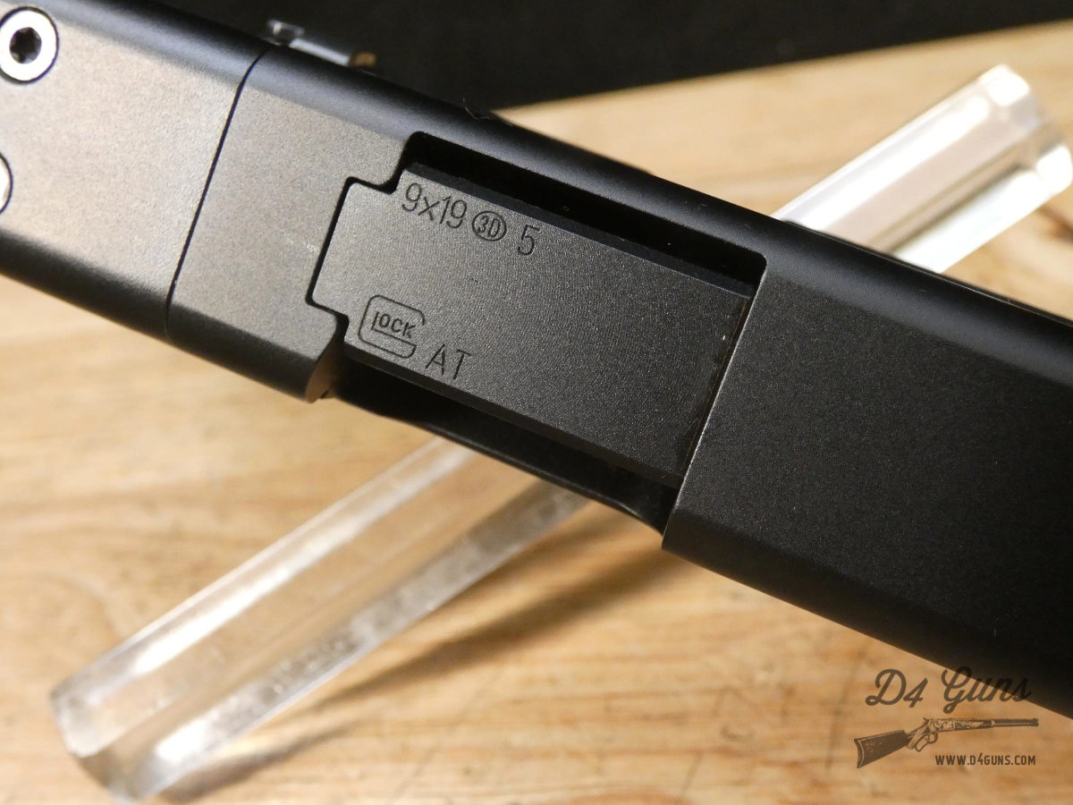 Glock 17 Gen 5 MOS - 9mm - Optic Ready G17 - XLNT w/ OG Case + Mags-img-25