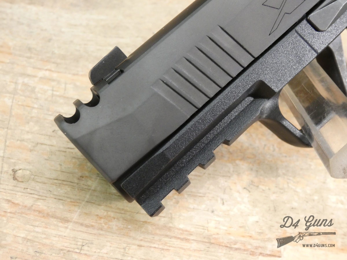 Sig Sauer P365X Macro Comp - 9mm - P365 XMACRO - 365 - 2 Mags + Case-img-3