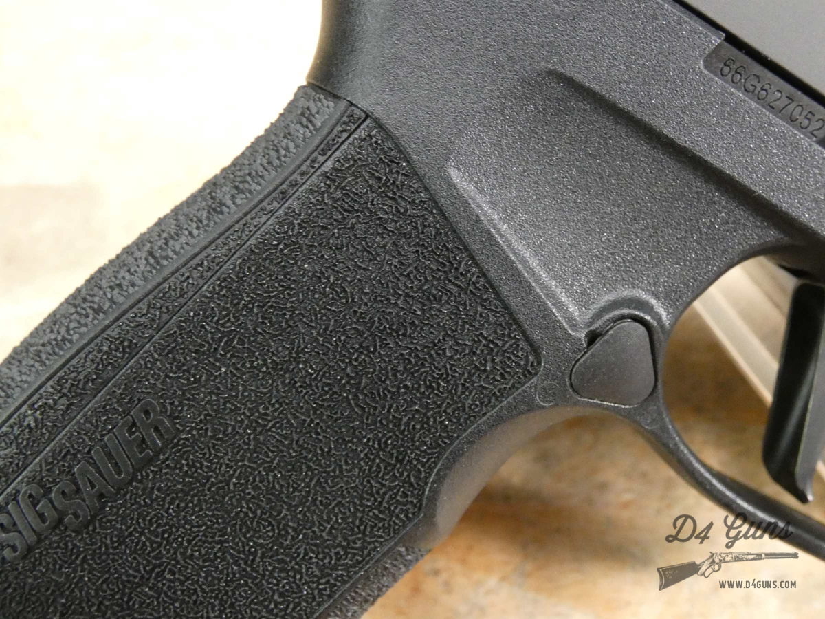 Sig Sauer P365X Macro Comp - 9mm - P365 XMACRO - 365 - 2 Mags + Case-img-24