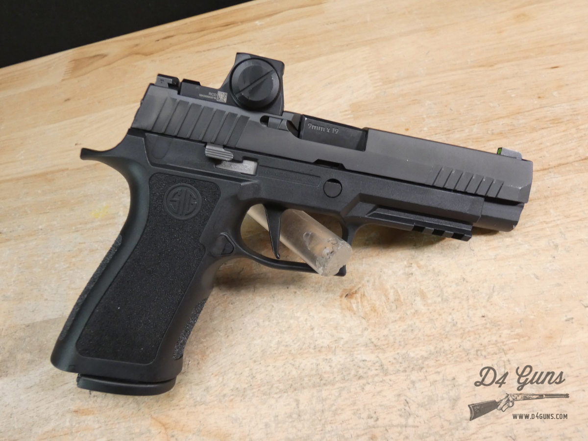 Sig Sauer P320 XF - 9mm - w/ Case + Romeo-X Pro & 2 Mags - M17 - P320XF-img-22