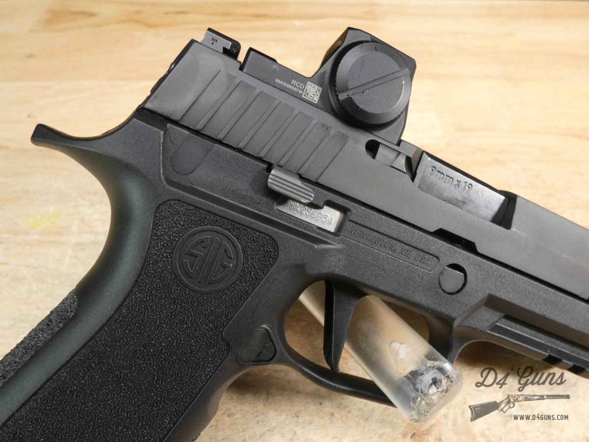Sig Sauer P320 XF - 9mm - w/ Case + Romeo-X Pro & 2 Mags - M17 - P320XF-img-25