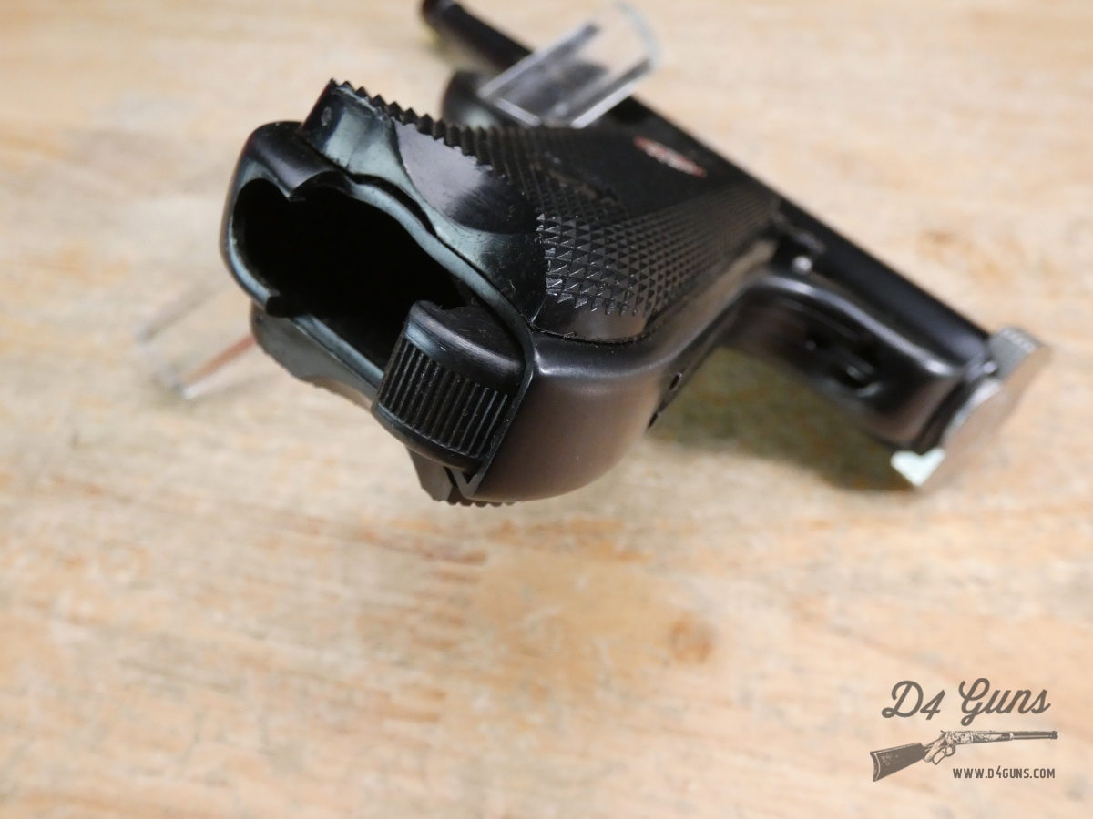 Ruger Mark II - .22 LR - 50 Year Anniversary Edition w/ Knife - MFG 1999-img-24