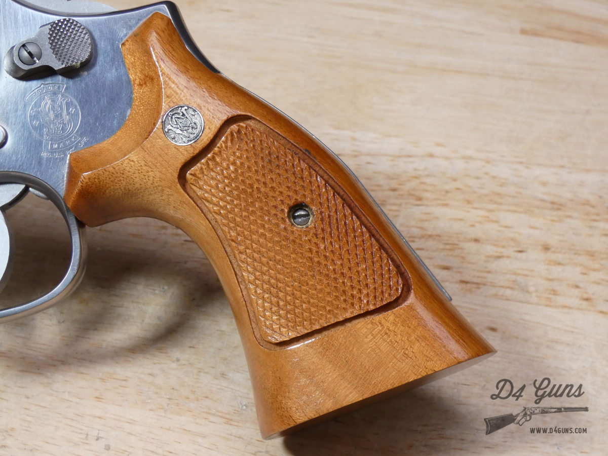 Smith & Wesson 686 NO DASH - .357 Mag - Stainless - Pre-Lock - Wood Case -img-6