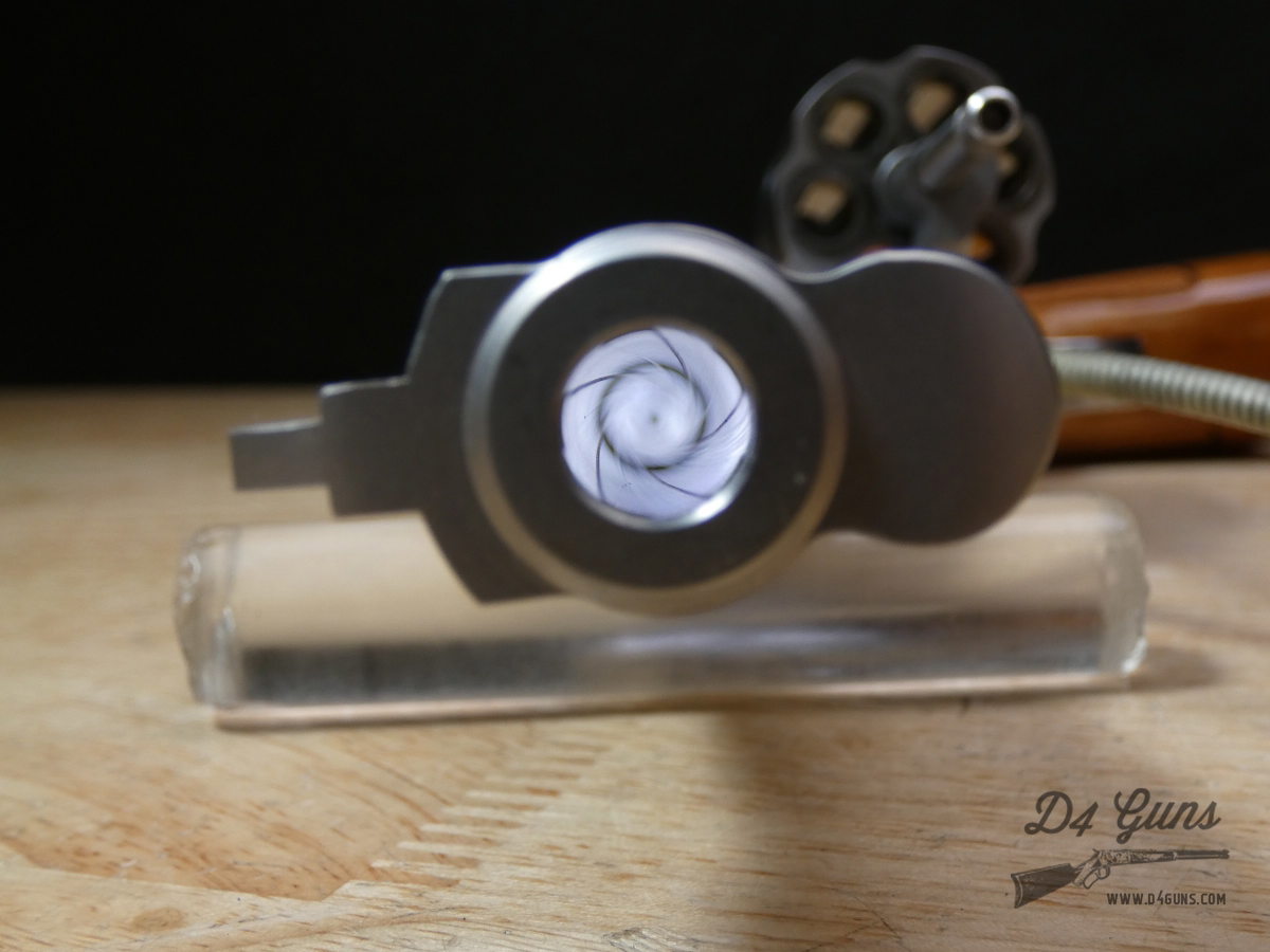 Smith & Wesson 686 NO DASH - .357 Mag - Stainless - Pre-Lock - Wood Case -img-31