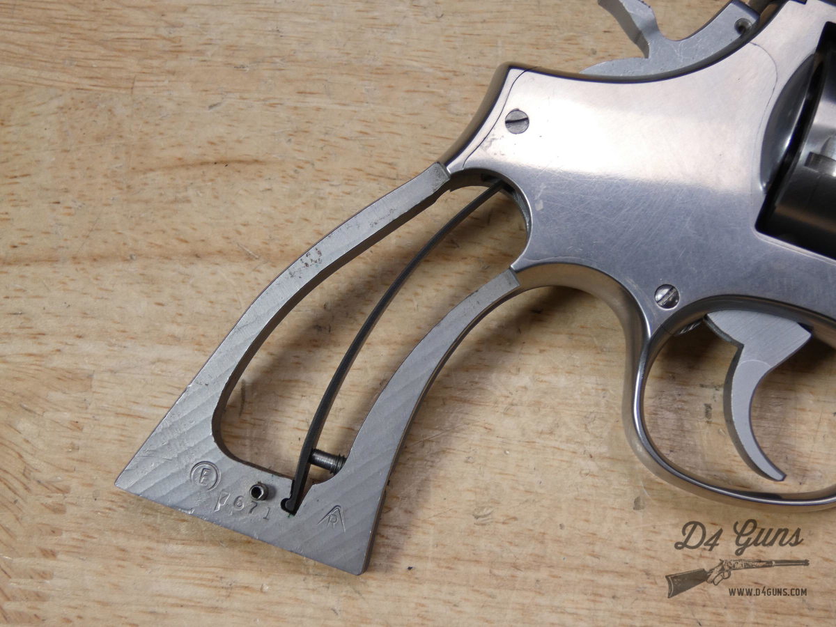 Smith & Wesson 686 NO DASH - .357 Mag - Stainless - Pre-Lock - Wood Case -img-36
