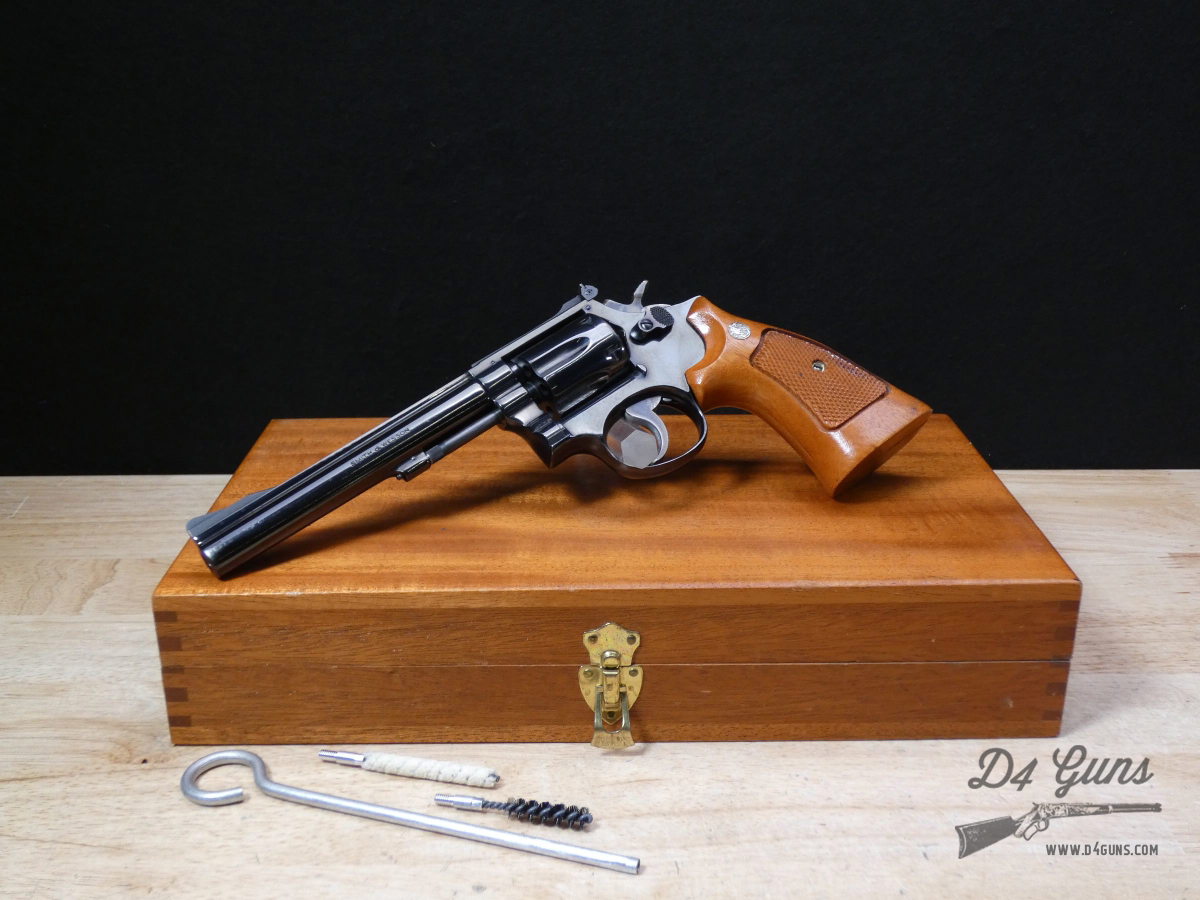 Smith & Wesson 48-2 - .22 MRF - .22 Mag - WMR - S&W 48 - Wood Case - 1982-img-1