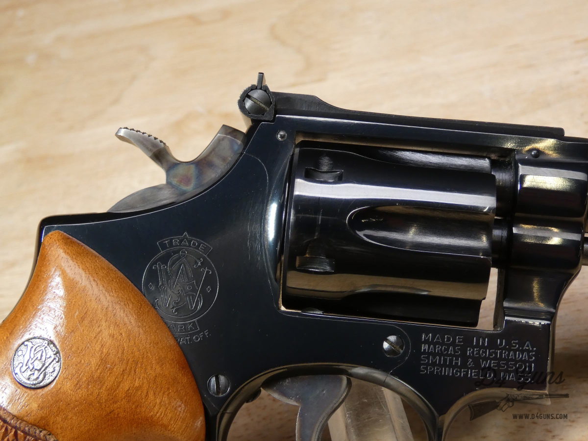 Smith & Wesson 48-2 - .22 MRF - .22 Mag - WMR - S&W 48 - Wood Case - 1982-img-10