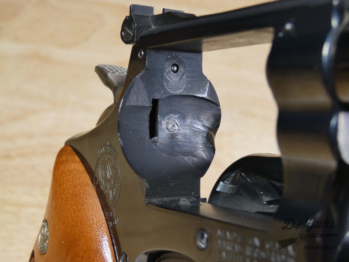 Smith & Wesson 48-2 - .22 MRF - .22 Mag - WMR - S&W 48 - Wood Case - 1982-img-22