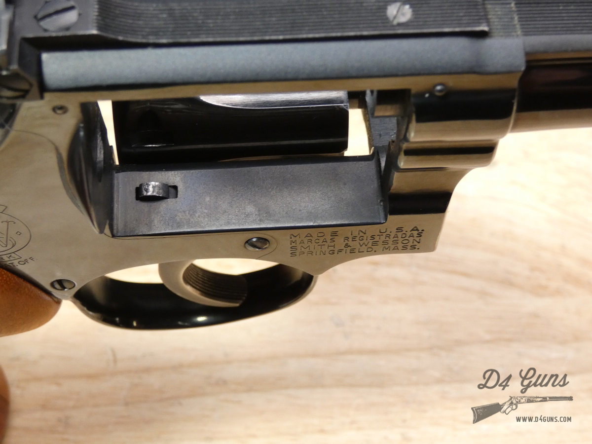 Smith & Wesson 48-2 - .22 MRF - .22 Mag - WMR - S&W 48 - Wood Case - 1982-img-24