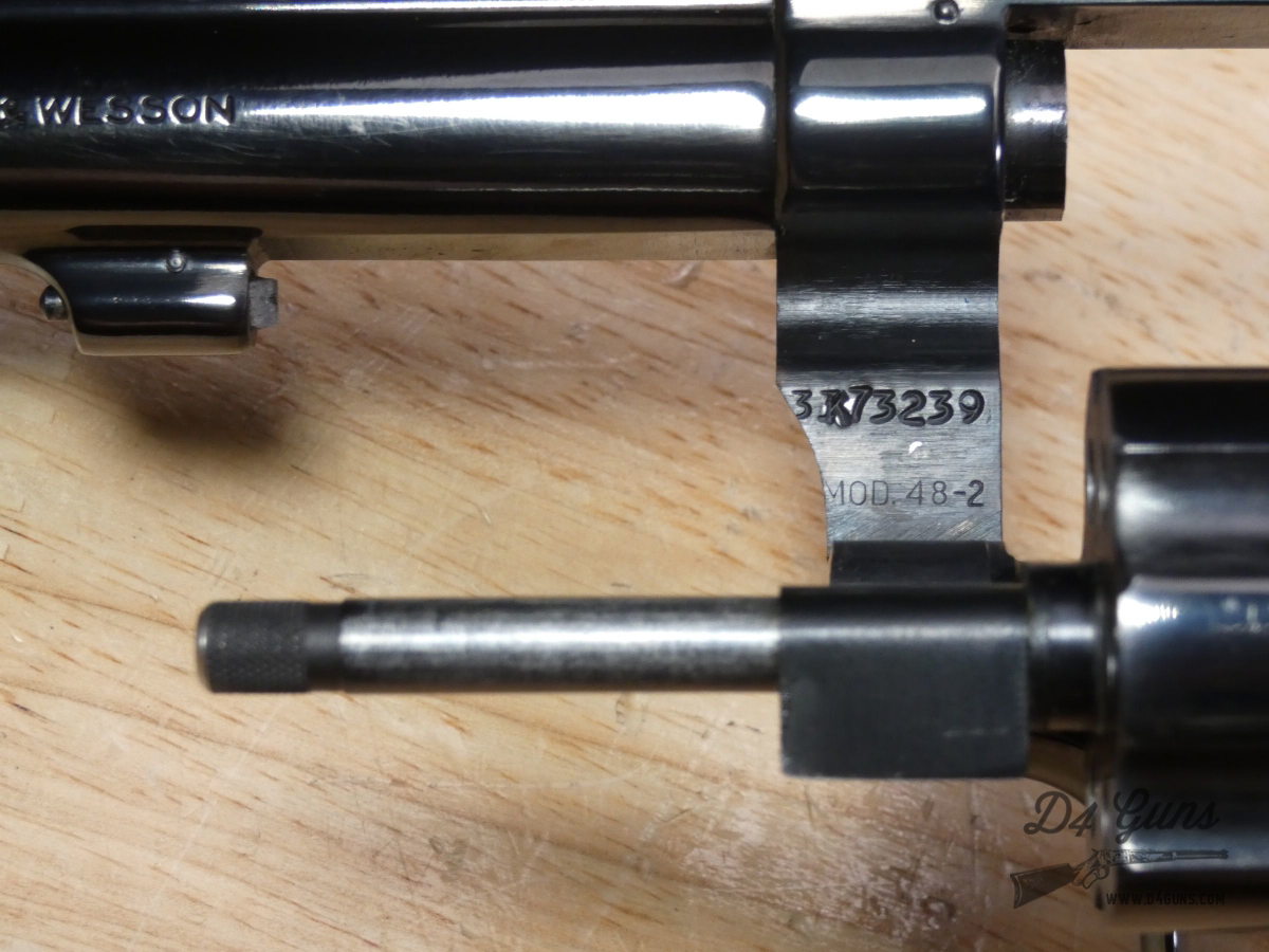 Smith & Wesson 48-2 - .22 MRF - .22 Mag - WMR - S&W 48 - Wood Case - 1982-img-29