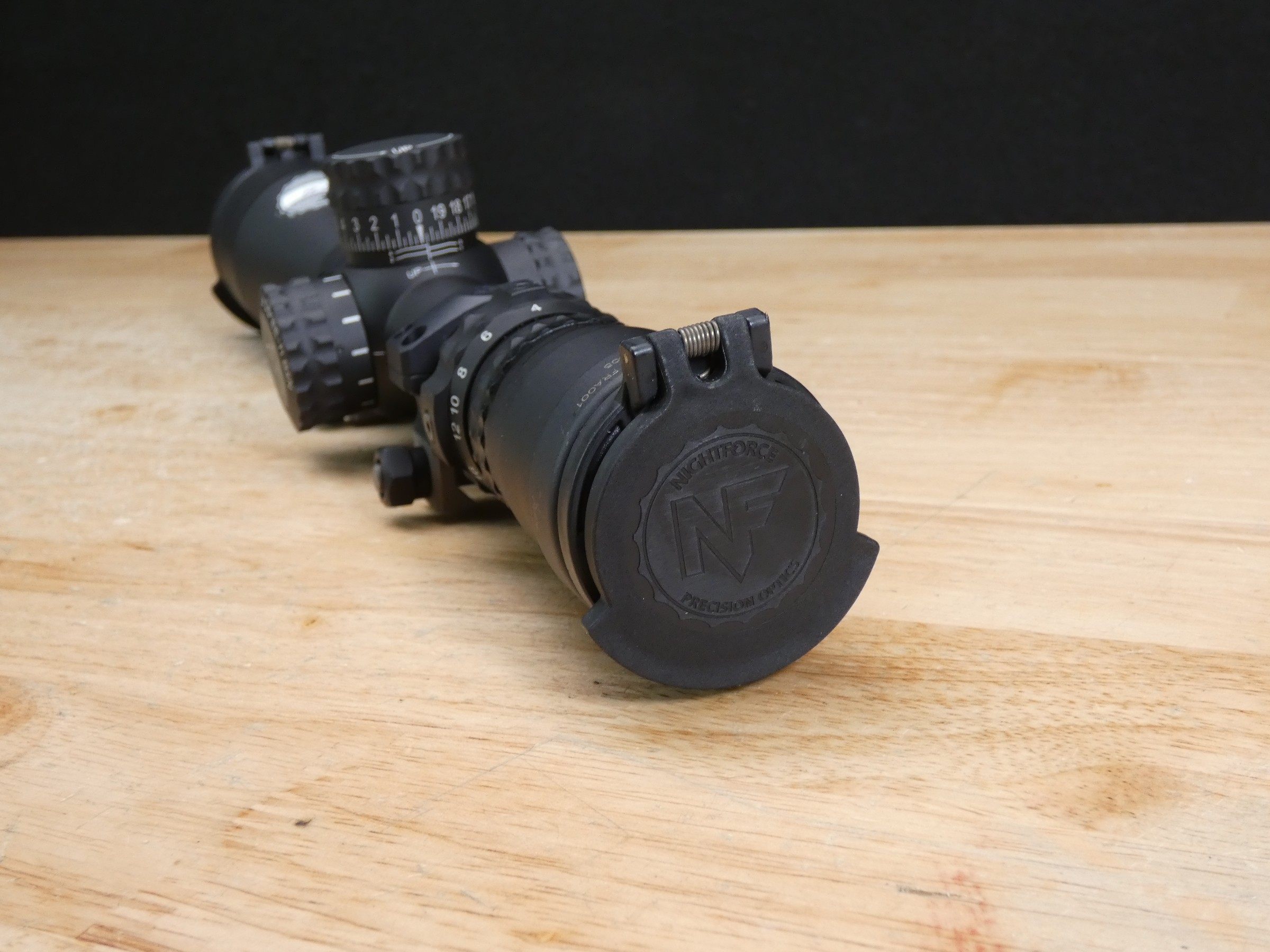 NightForce NX8 4-32x50 F1 Riflescope - MOAR - ZeroStop - XLNT w/ EXTRAS-img-5