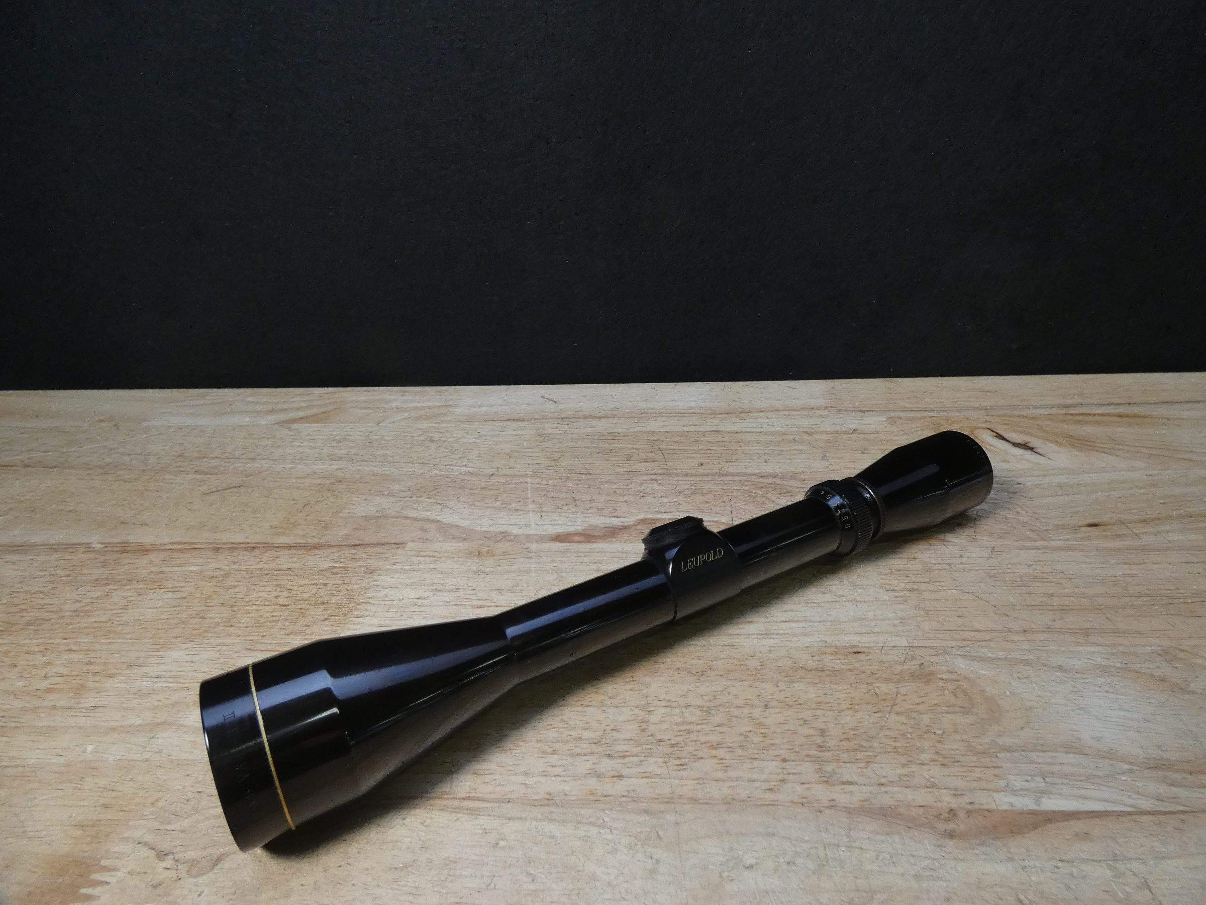 Leupold VARI-X II 3-9x40 Riflescope - VXII - XLNT Gold Ring - O-img-1