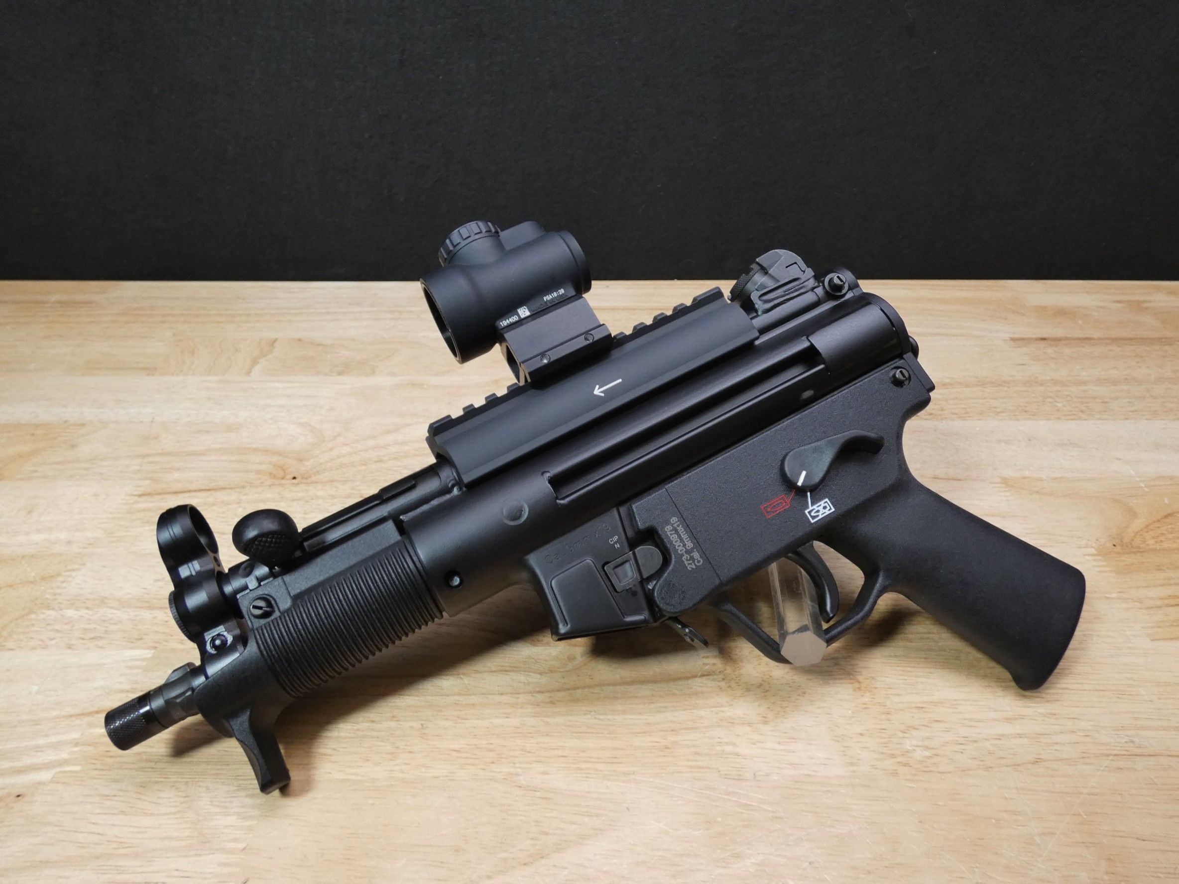 LIKE NEW Heckler & Koch SP5K-PDW - 9mm - HK SP5 - H&K w/ Trijicon MRO - C-img-2