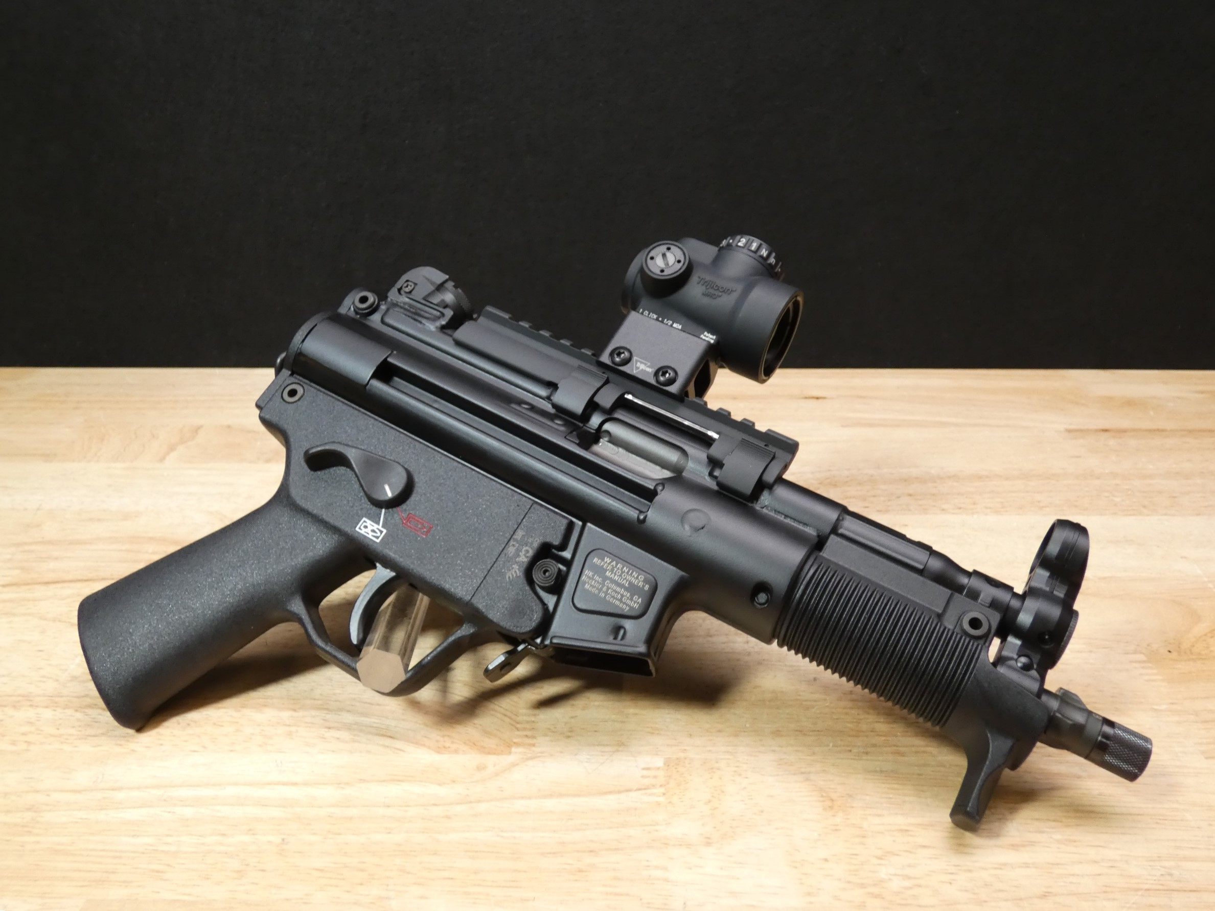 LIKE NEW Heckler & Koch SP5K-PDW - 9mm - HK SP5 - H&K w/ Trijicon MRO - C-img-10
