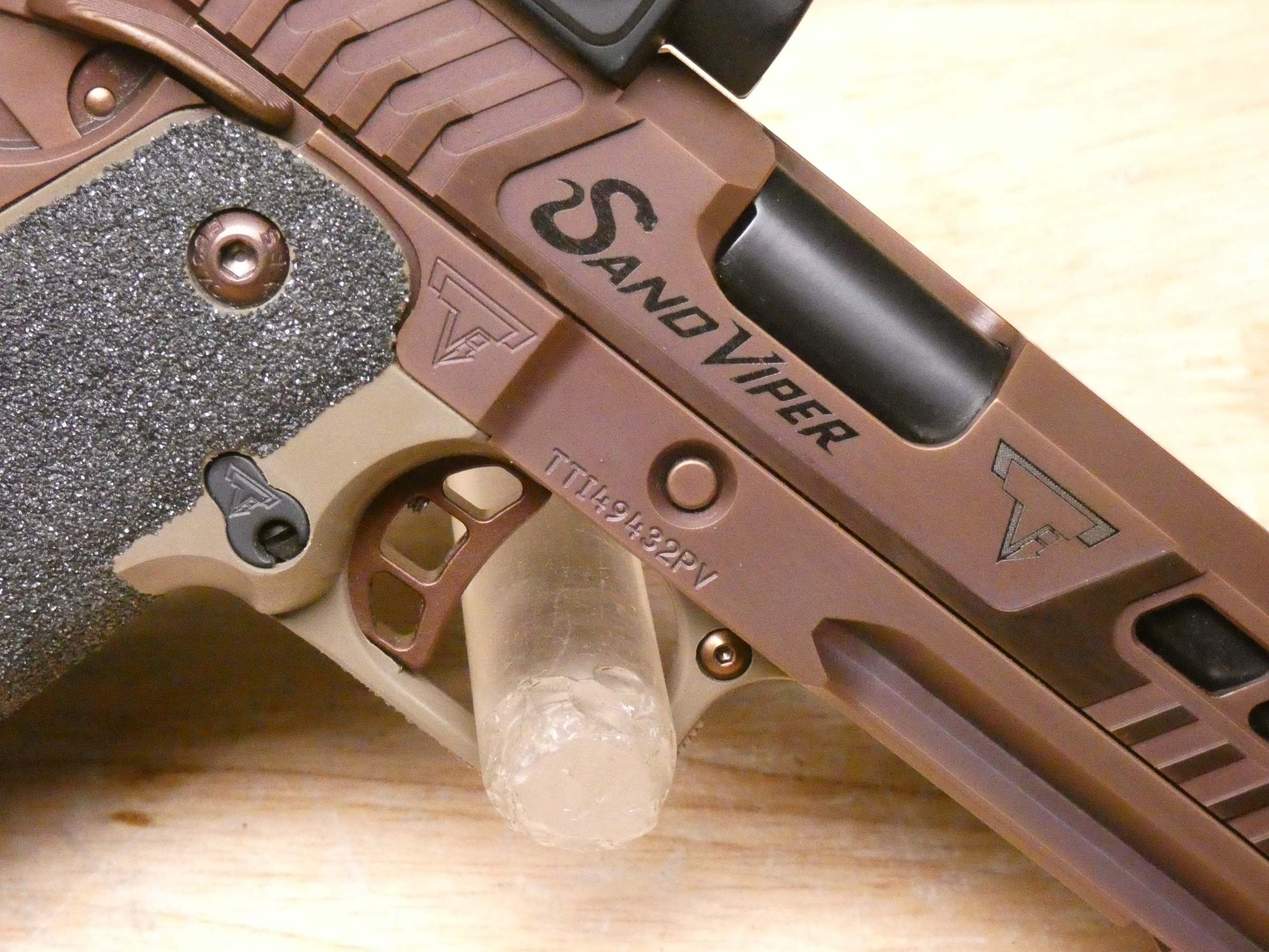 Taran Tactical Sand Viper 2011 - 9mm - XLNT w/ Trijicon SRO & MORE - C-img-7