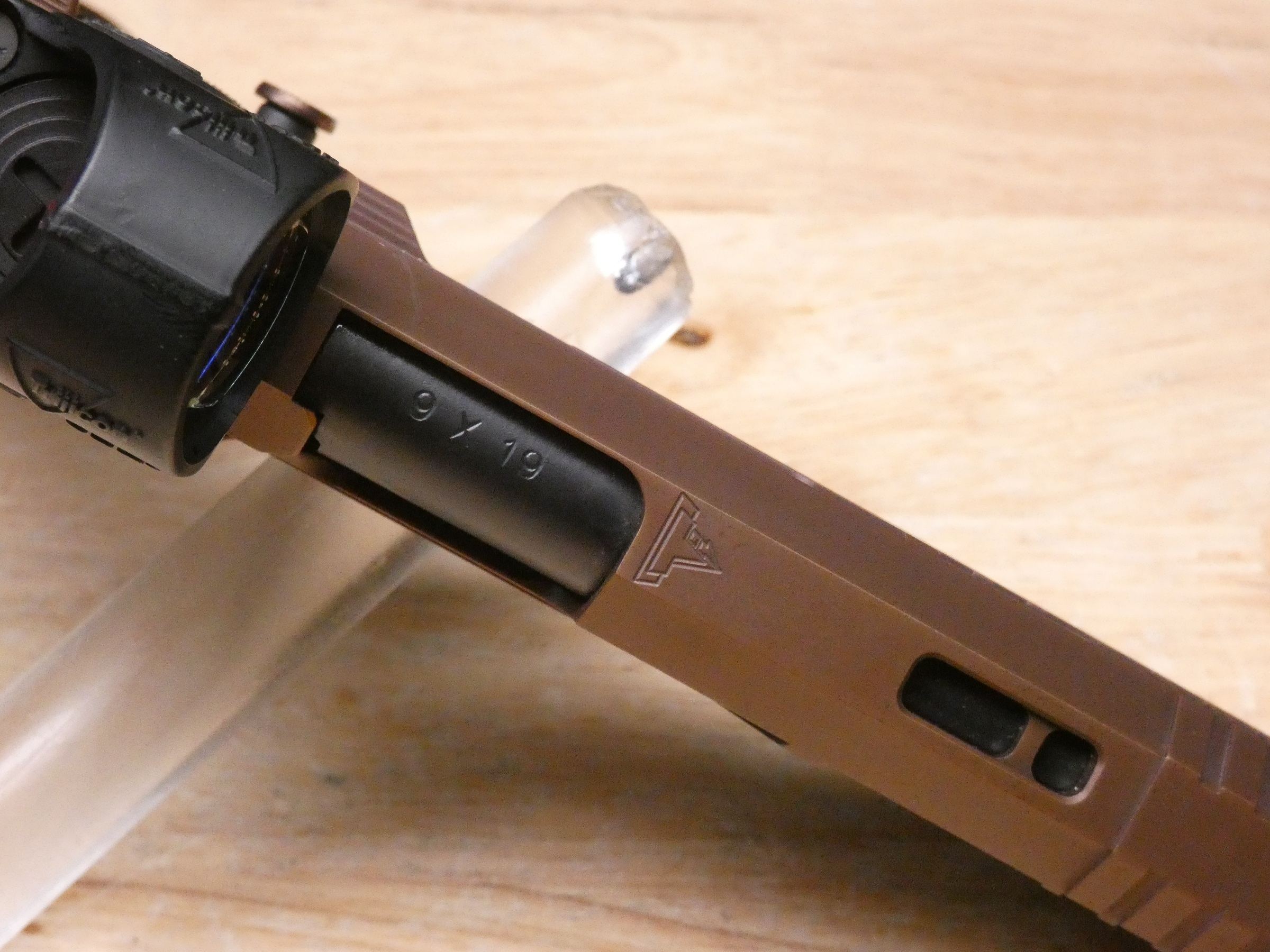Taran Tactical Sand Viper 2011 - 9mm - XLNT w/ Trijicon SRO & MORE - C-img-12