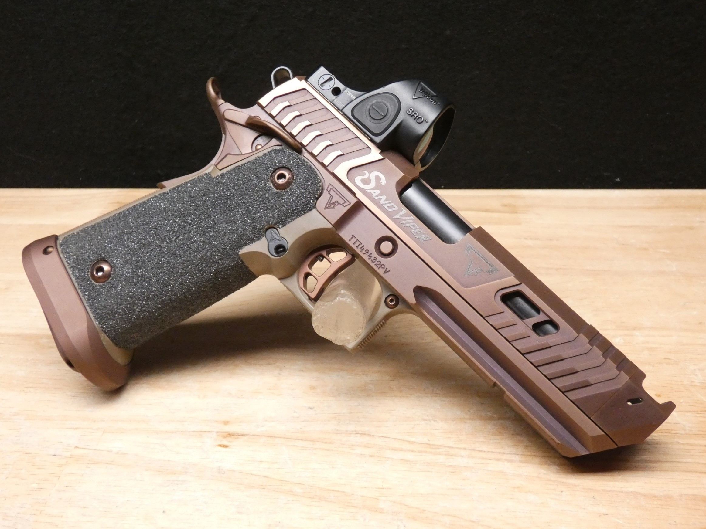 Taran Tactical Sand Viper 2011 - 9mm - XLNT w/ Trijicon SRO & MORE - C-img-24