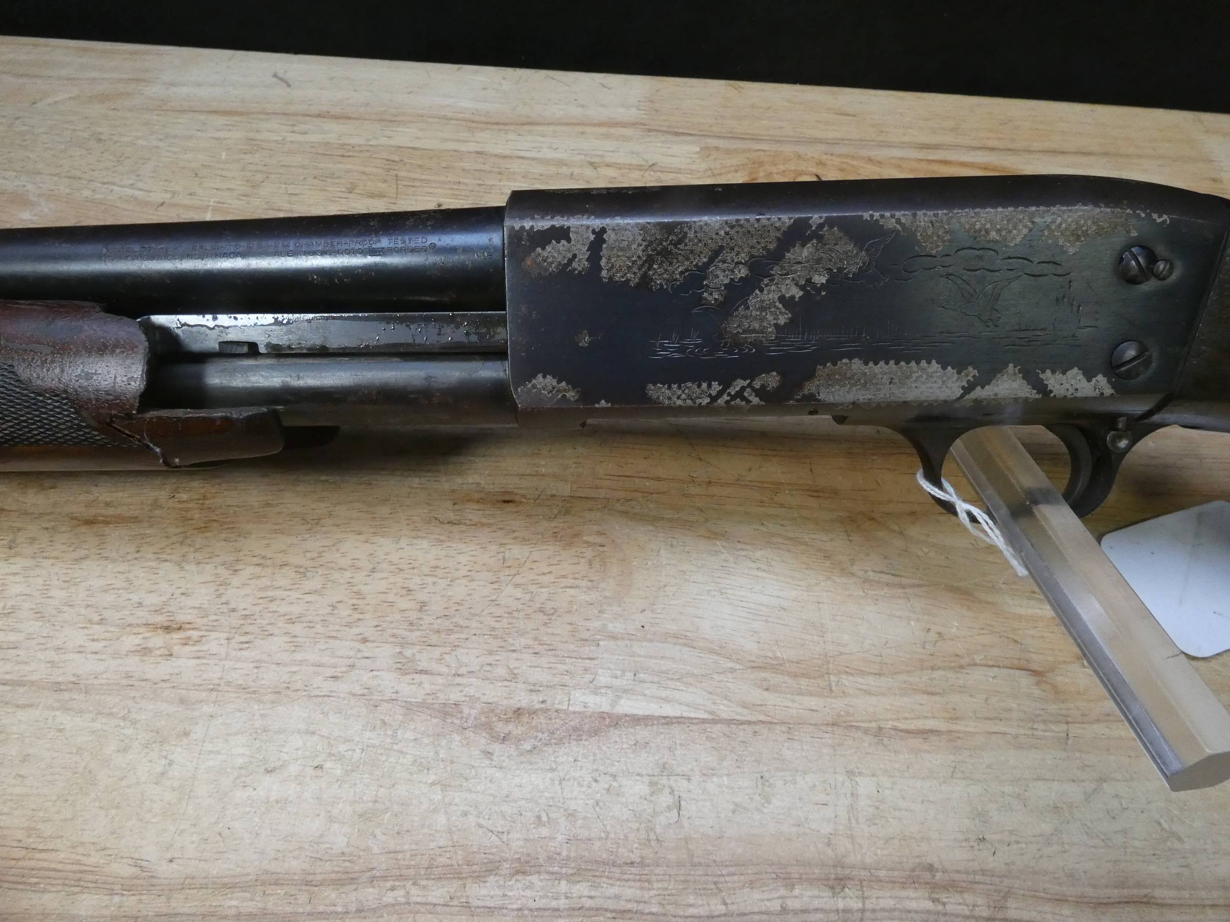 Ithaca Model 37 Featherlight - 12 Gauge - Classic Pump Action - Full Choke!-img-4