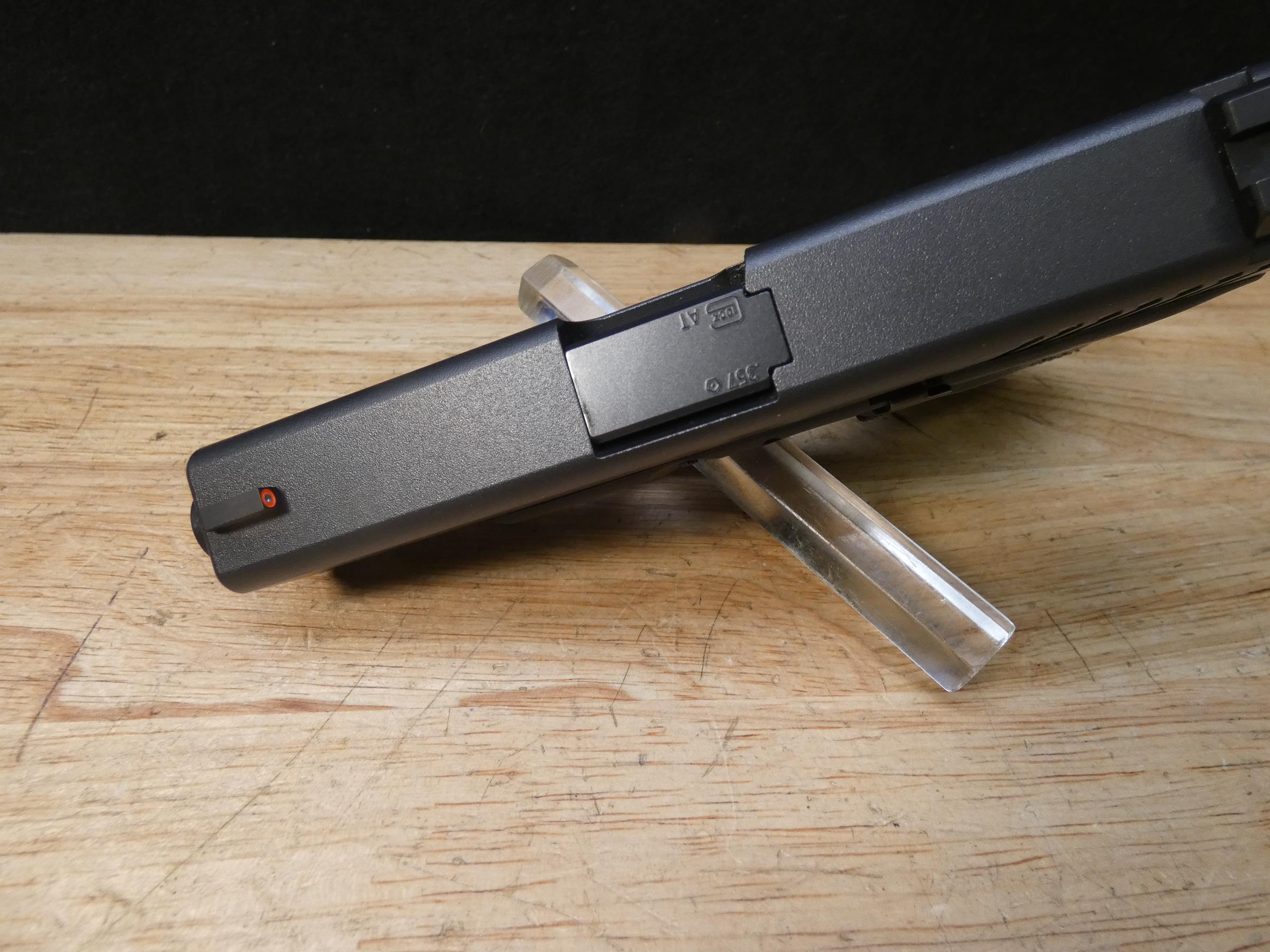 Glock 32 Gen 4 2 Barrel Set - .357 Sig & .40 S&W - G32 w/ Case & MORE - C-img-6