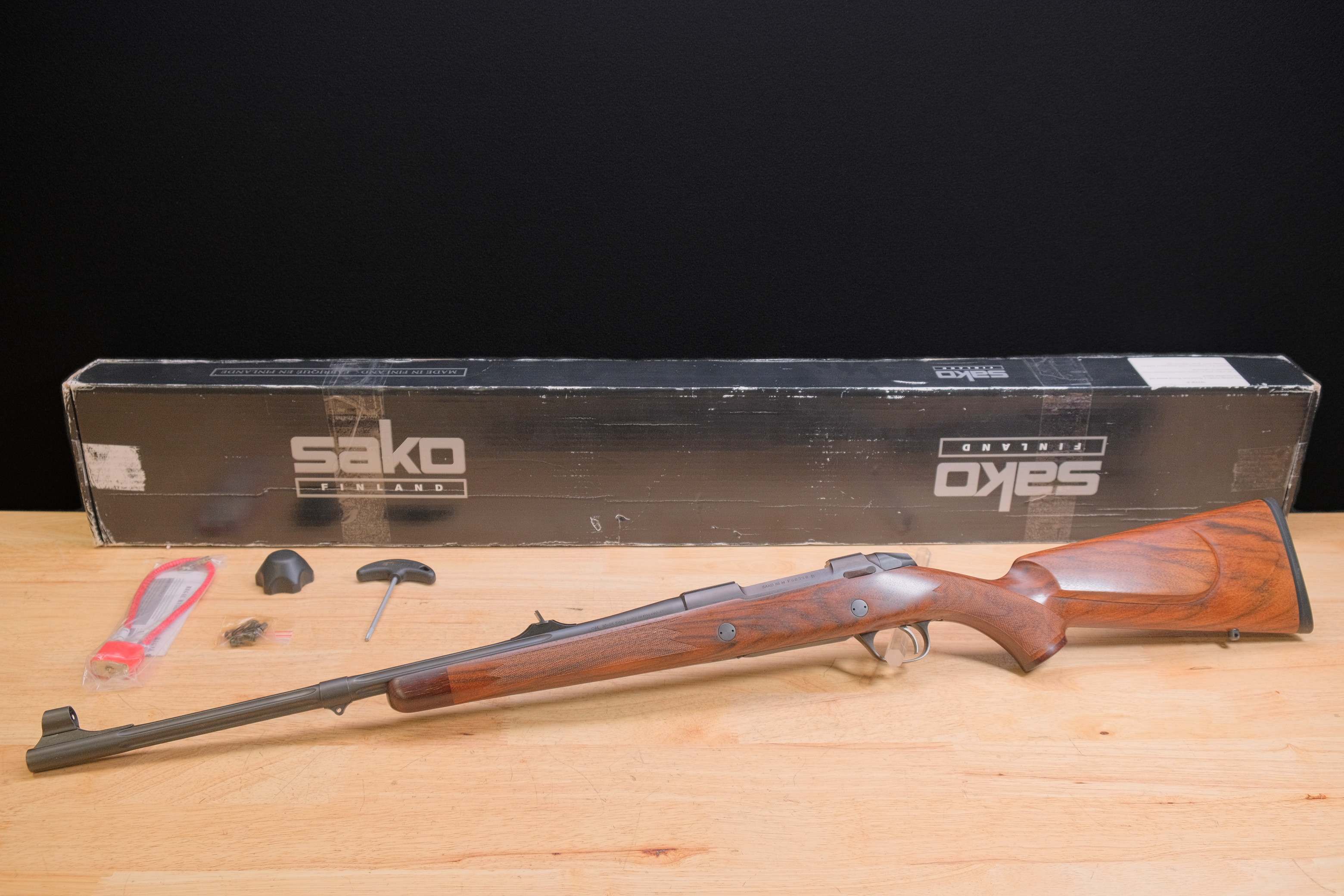 Sako 85M Arctos Grizzly - .30-06 SPRG - 85 M - Fluted - MFG 2013 - C-img-1