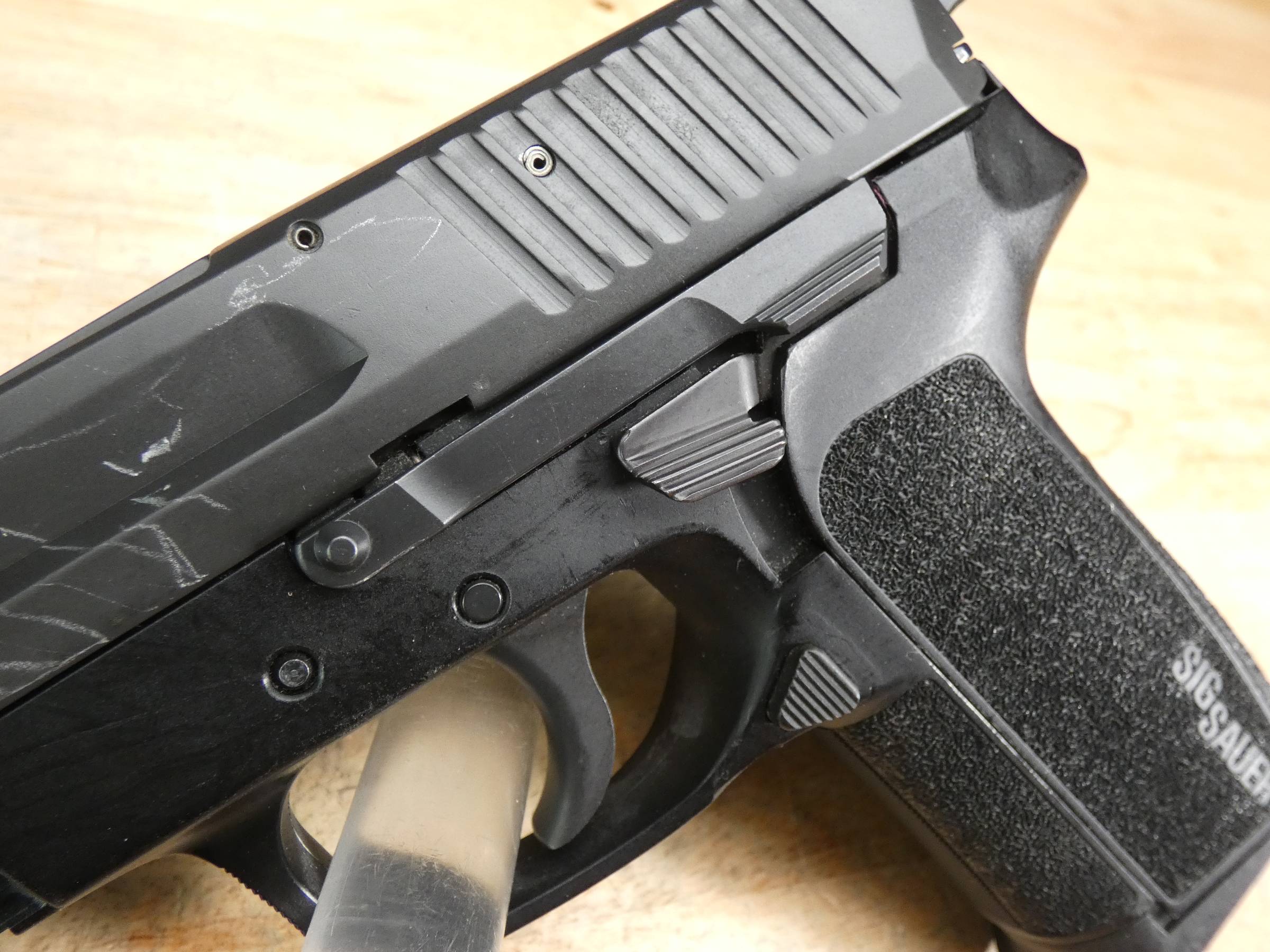 Sig Sauer SP2022 - 9mm - DA/SA - Polymer 226 - 15-RND Mag - Nitron-img-5