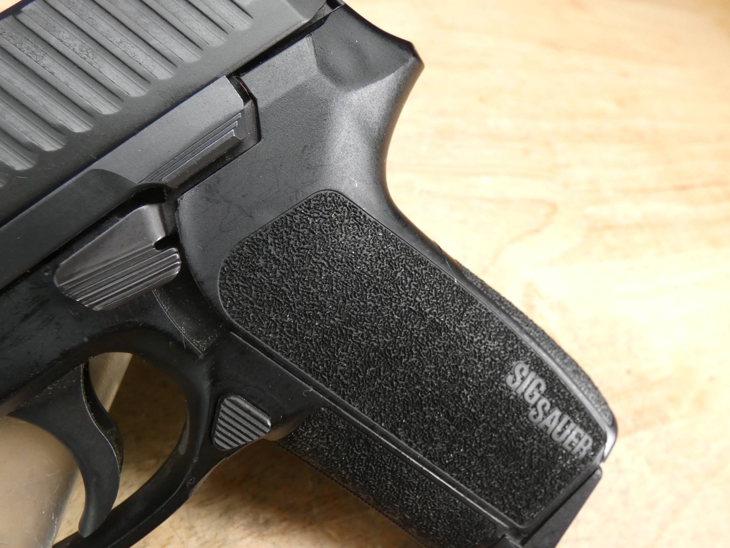 Sig Sauer SP2022 - 9mm - DA/SA - Polymer 226 - 15-RND Mag - Nitron-img-7