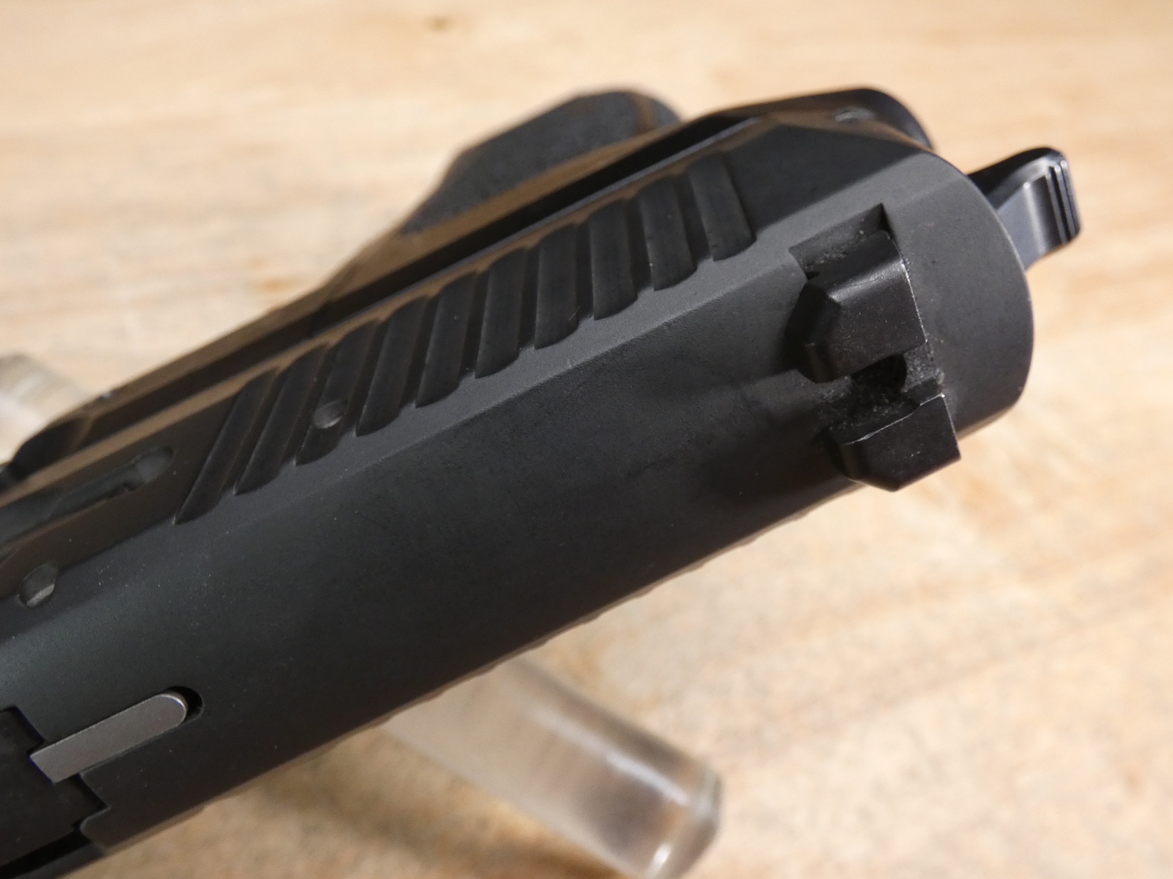 Sig Sauer SP2022 - 9mm - DA/SA - Polymer 226 - 15-RND Mag - Nitron-img-12