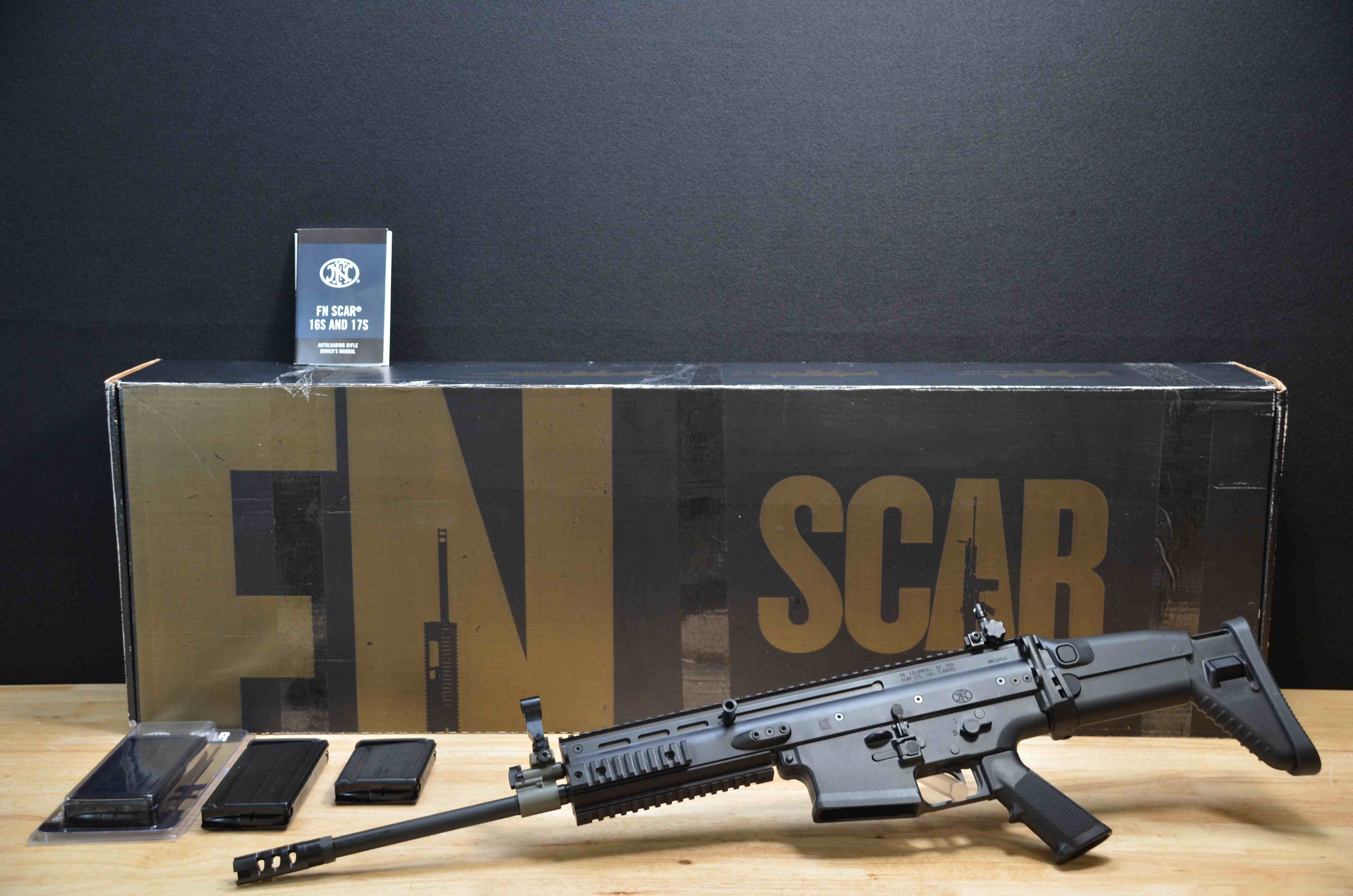 FN SCAR 17S - 7.62x51 NATO - FNH - SOCOM - Battle Rifle - W/ OG Box - C-img-1