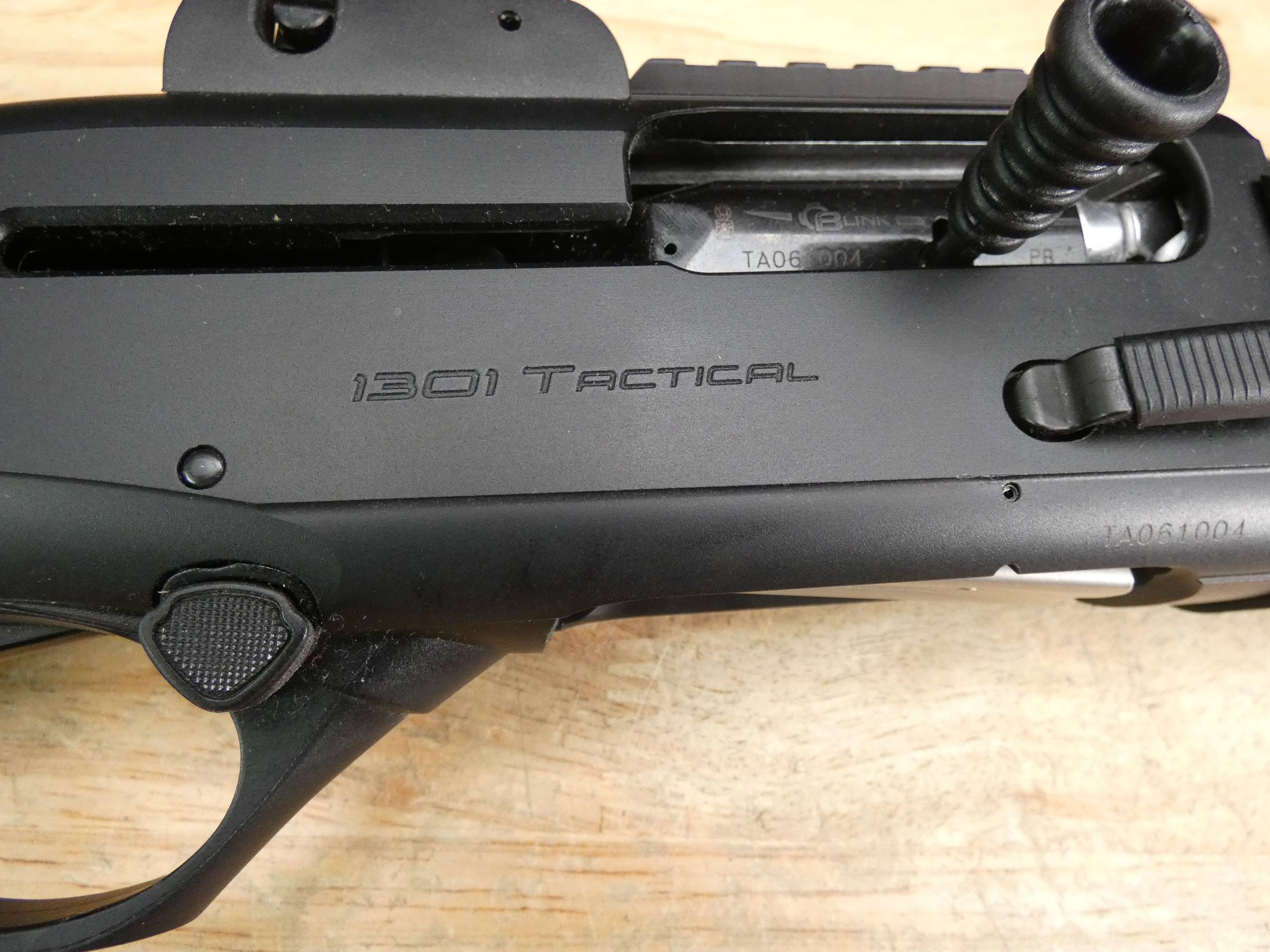 Beretta 1301 Tactical STD - 12 Gauge - XLNT w/ Box + Chokes - MFG 2022 - C-img-35