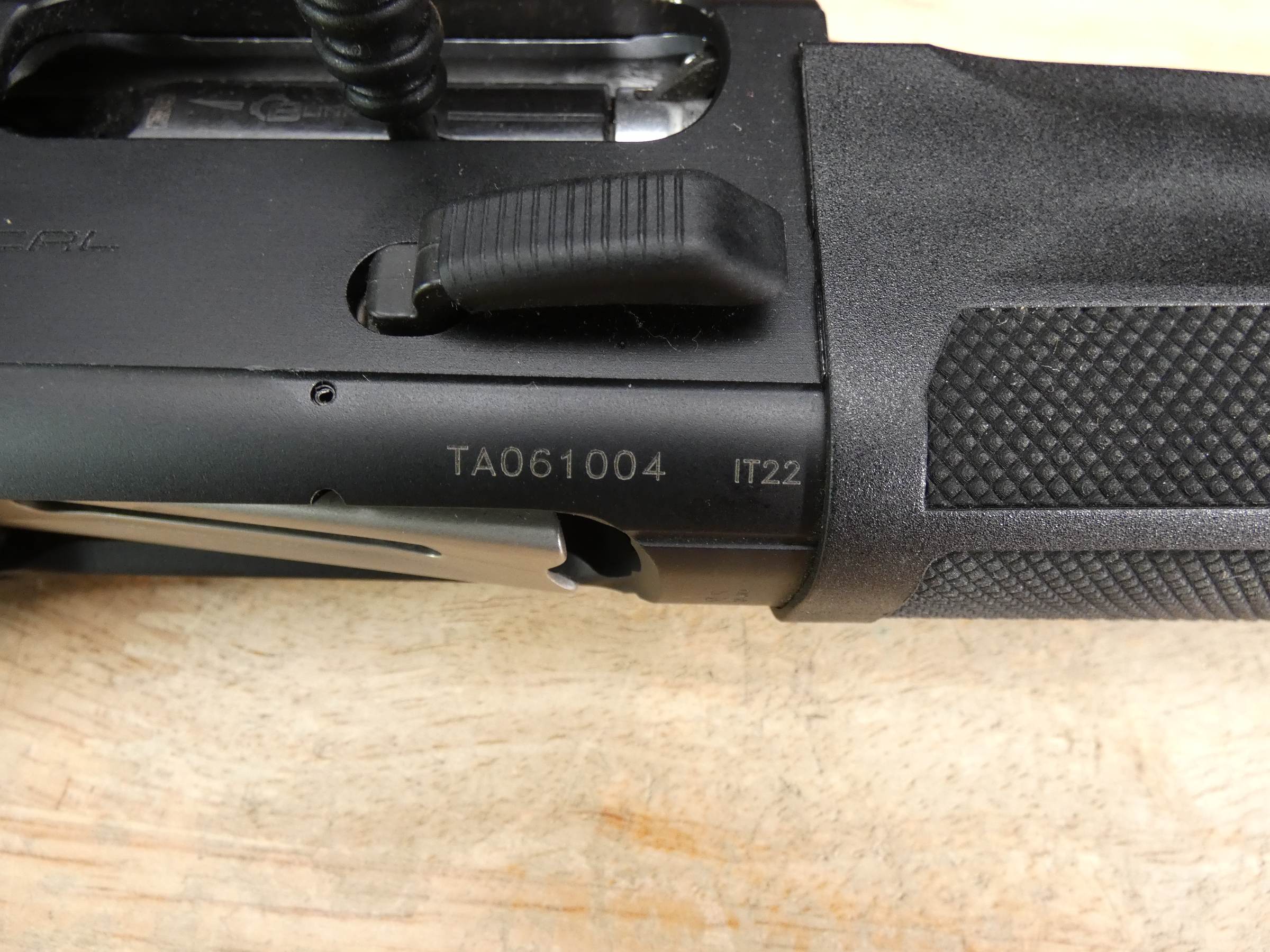 Beretta 1301 Tactical STD - 12 Gauge - XLNT w/ Box + Chokes - MFG 2022 - C-img-36