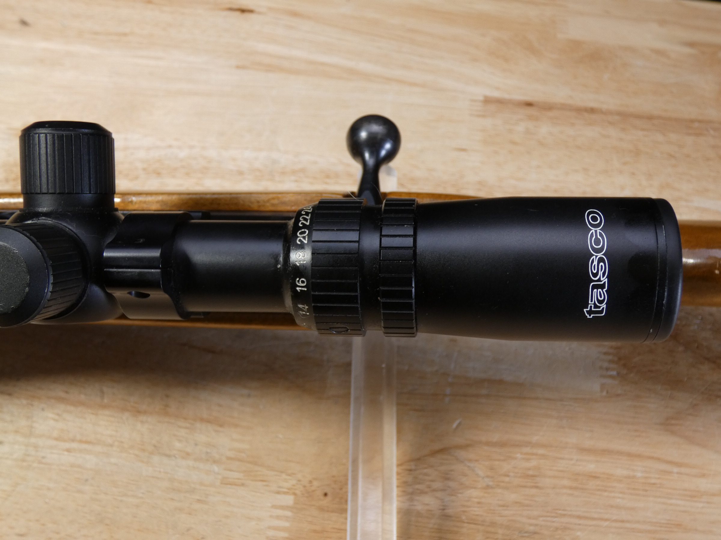 Remington 788 - .22-250 Rem - Bolt-Action - Varmint Rifle - w/ Tasco Scope-img-11