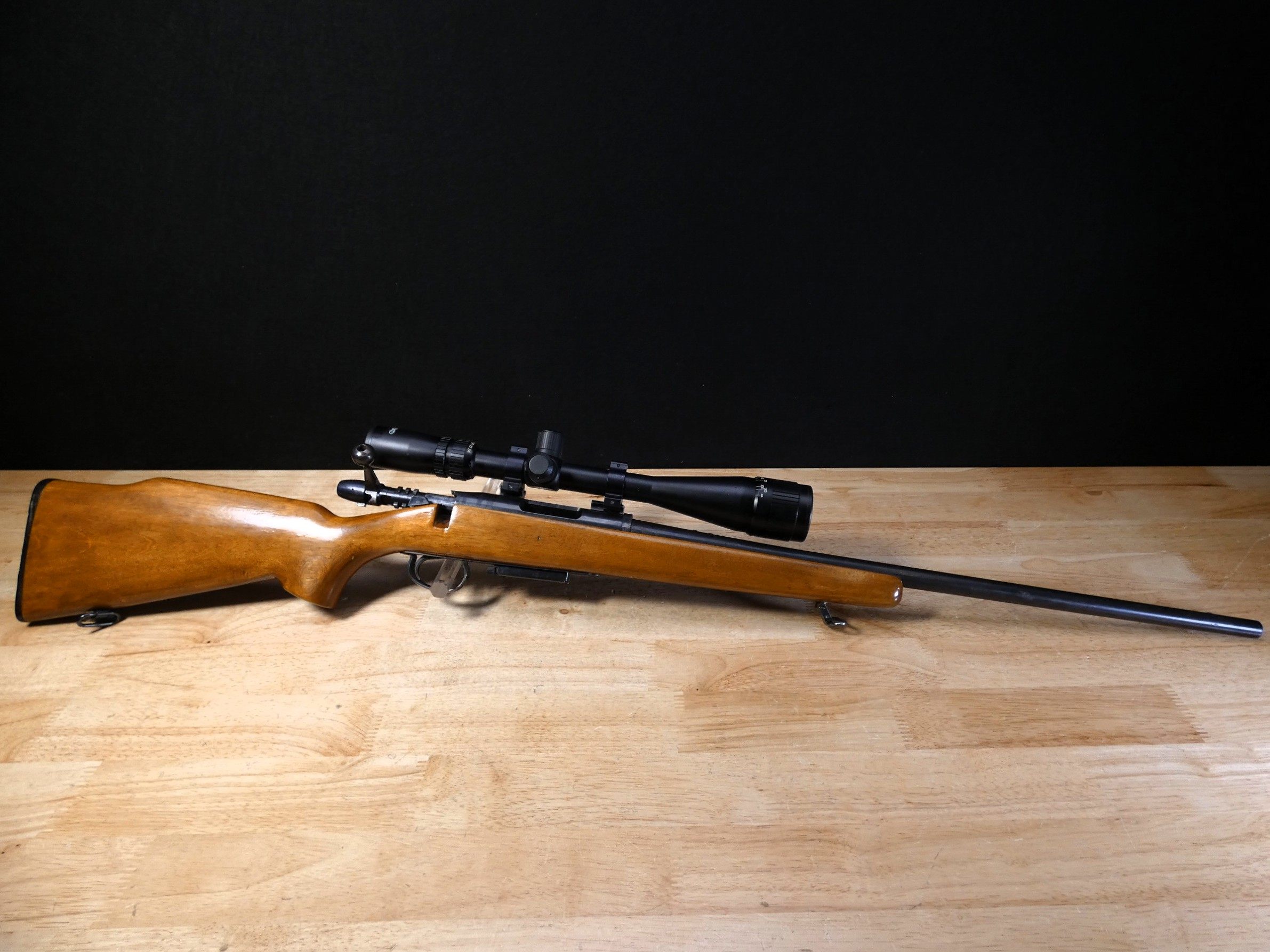Remington 788 - .22-250 Rem - Bolt-Action - Varmint Rifle - w/ Tasco Scope-img-16