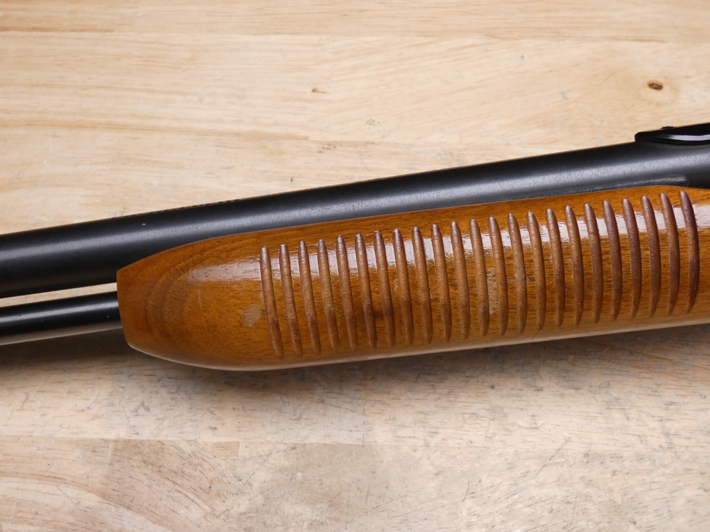 Remington Fieldmaster Model 572 - .22 S/L/LR - Light Weight Pump Action -img-5