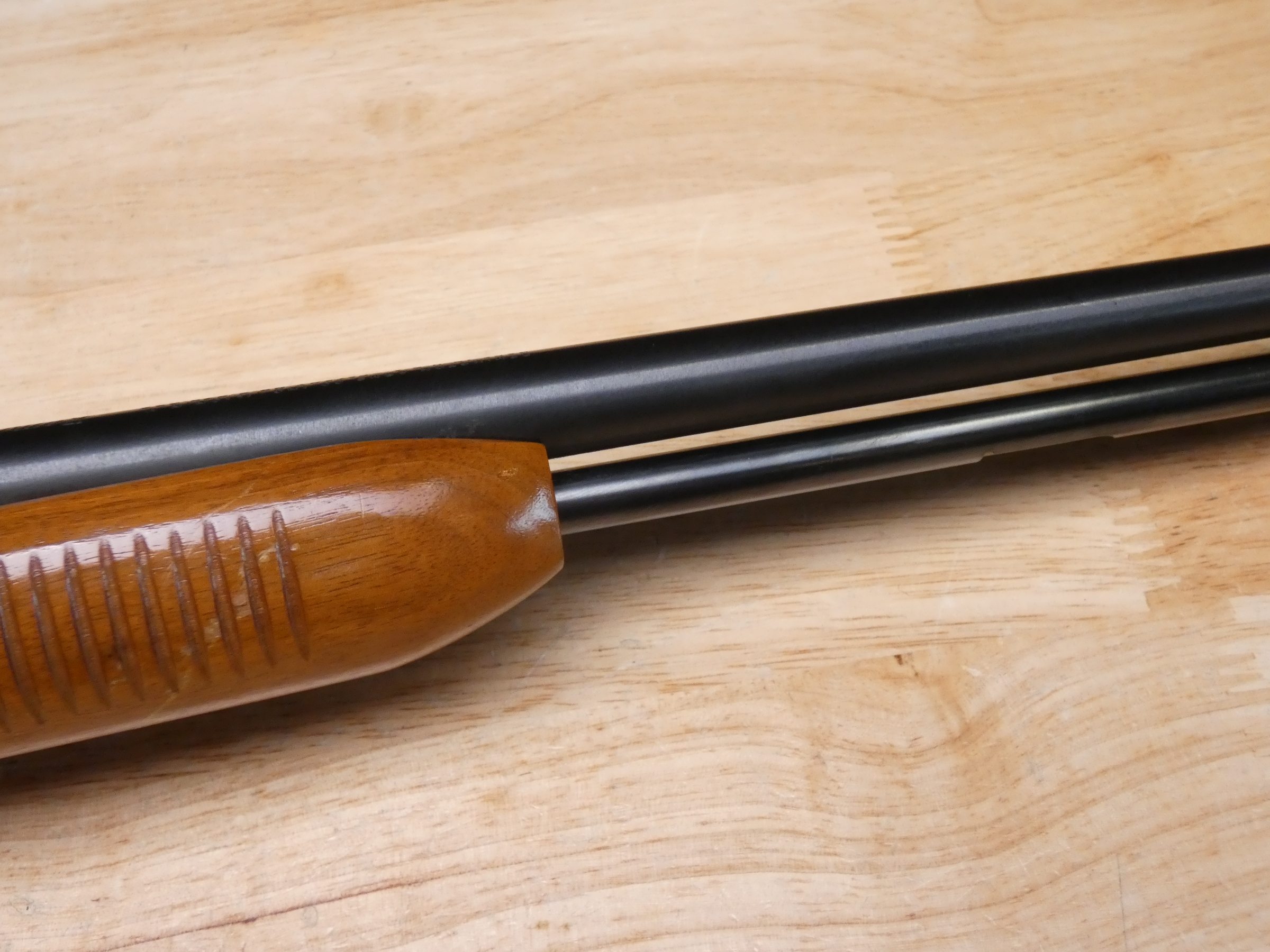 Remington Fieldmaster Model 572 - .22 S/L/LR - Light Weight Pump Action -img-36