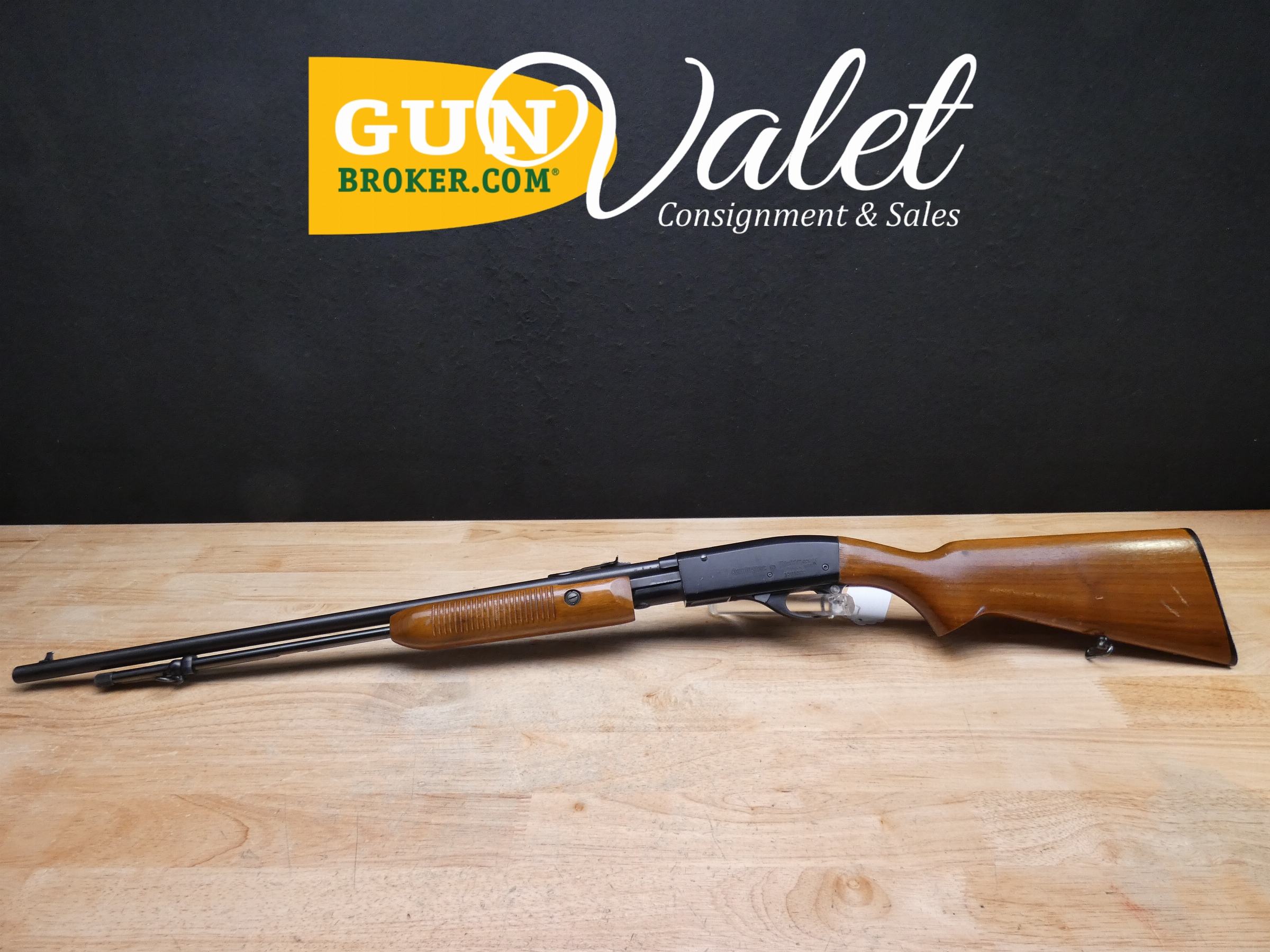 Remington Fieldmaster Model 572 - .22 S/L/LR - Light Weight Pump Action -img-0